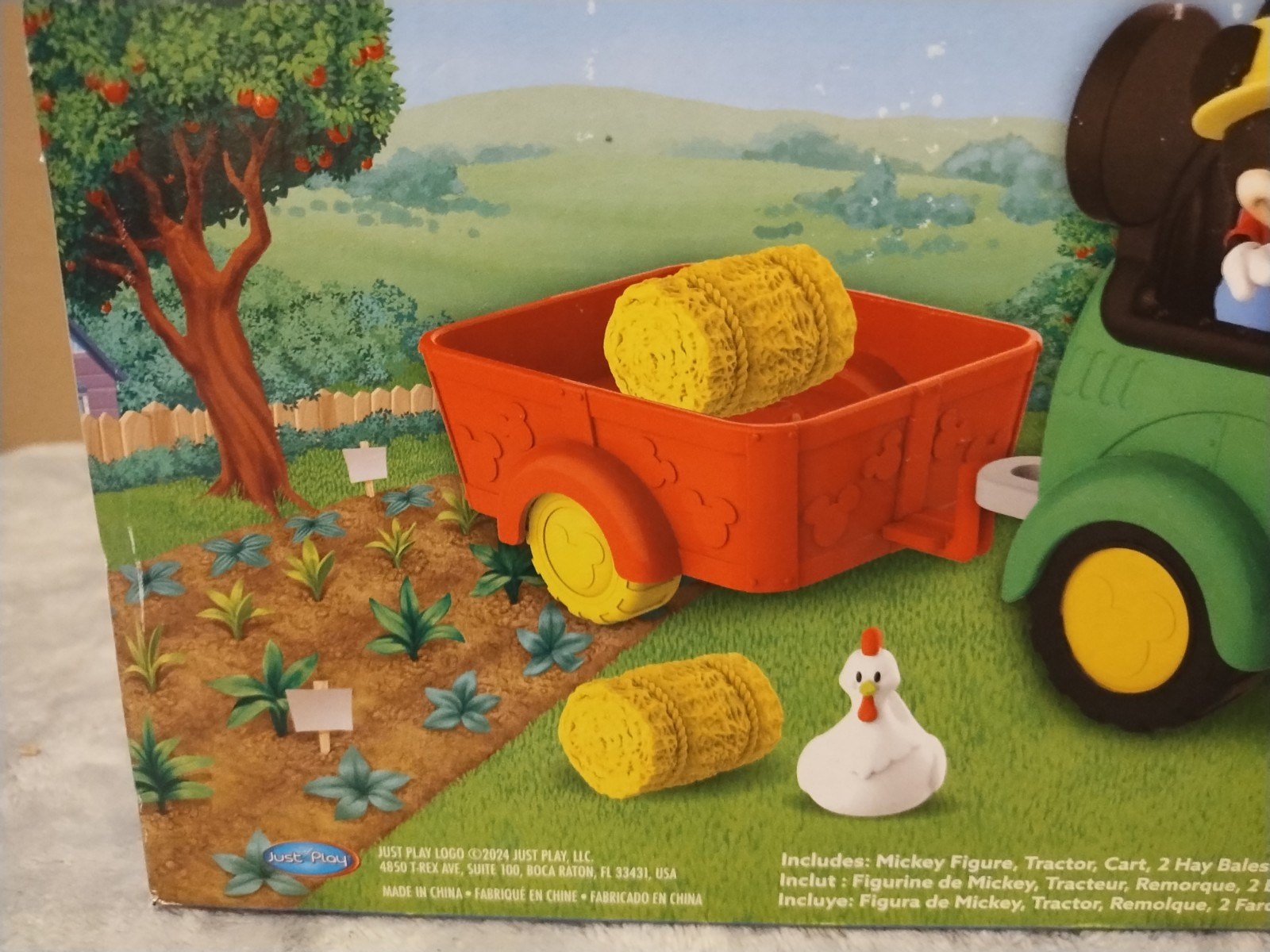 NEW Disney Junior Mickey Barnyard Fun Tractor