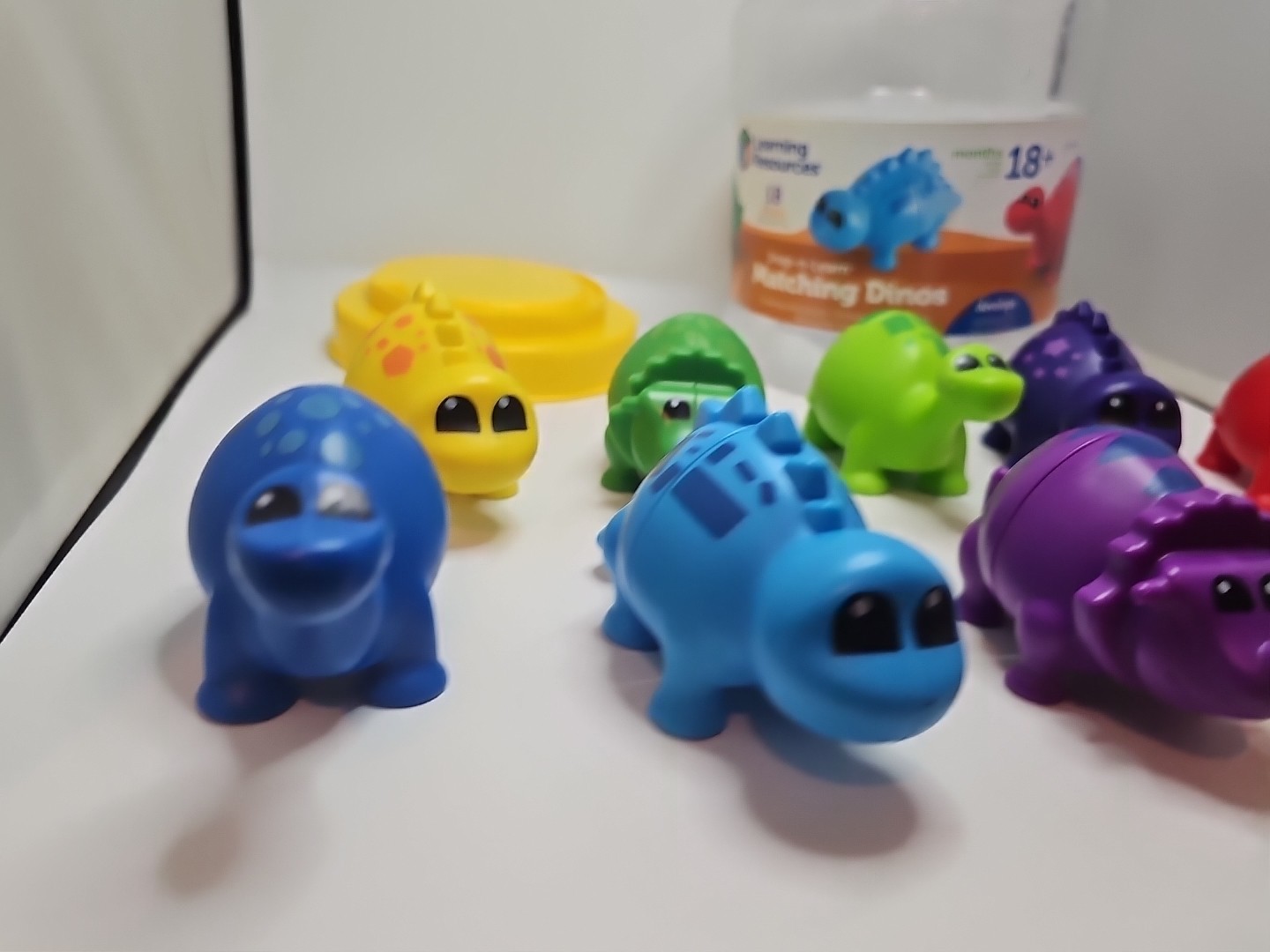 Learning Resources Snap-n-Learn Matching Dinos – 18 Pieces