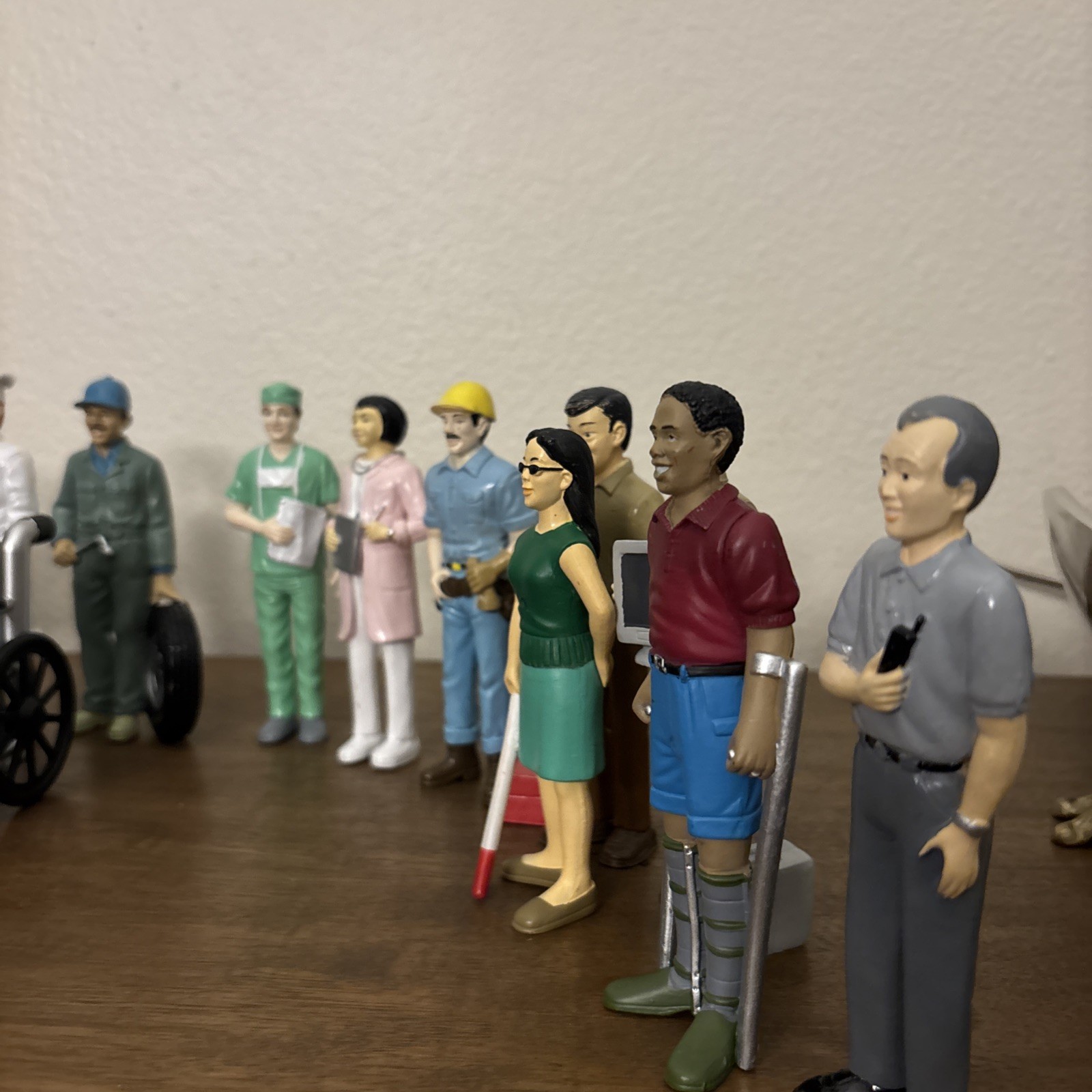 Professional Career Inclusion Figures Diversity Play Education – Lot Of 16