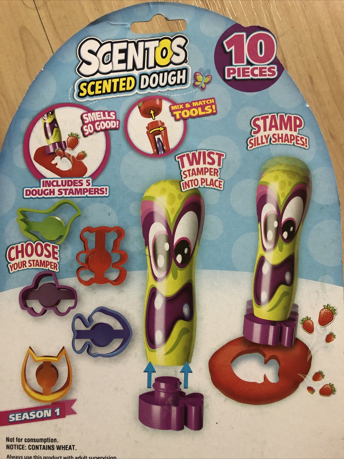 SCENTOS Scented Dough 10 Pieces Season 1, Ages 3+ with 5 Dough Stampers Fruit