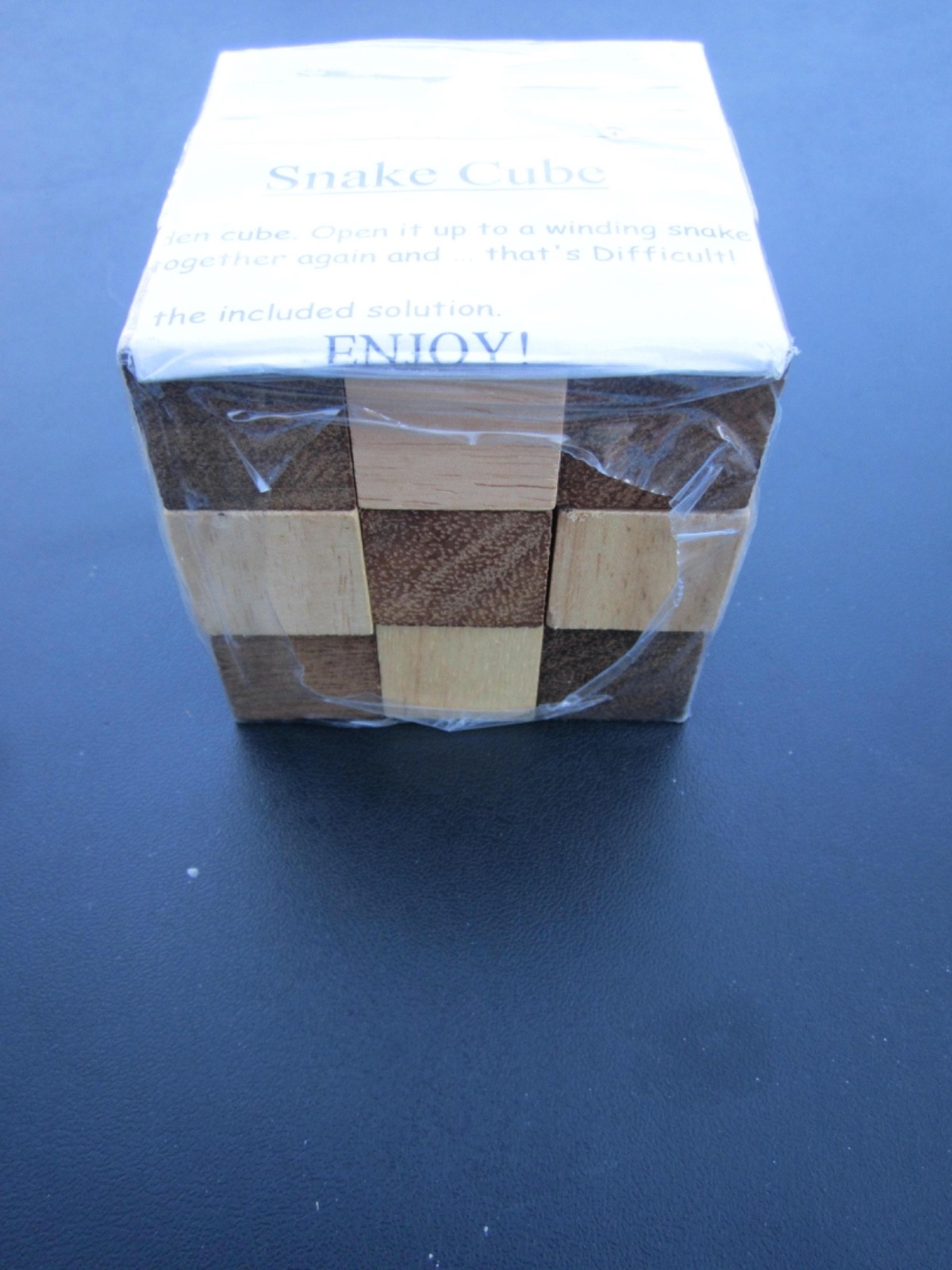 NEW WOODEN PUZZLE BLOCK: “SNAKE CUBE”