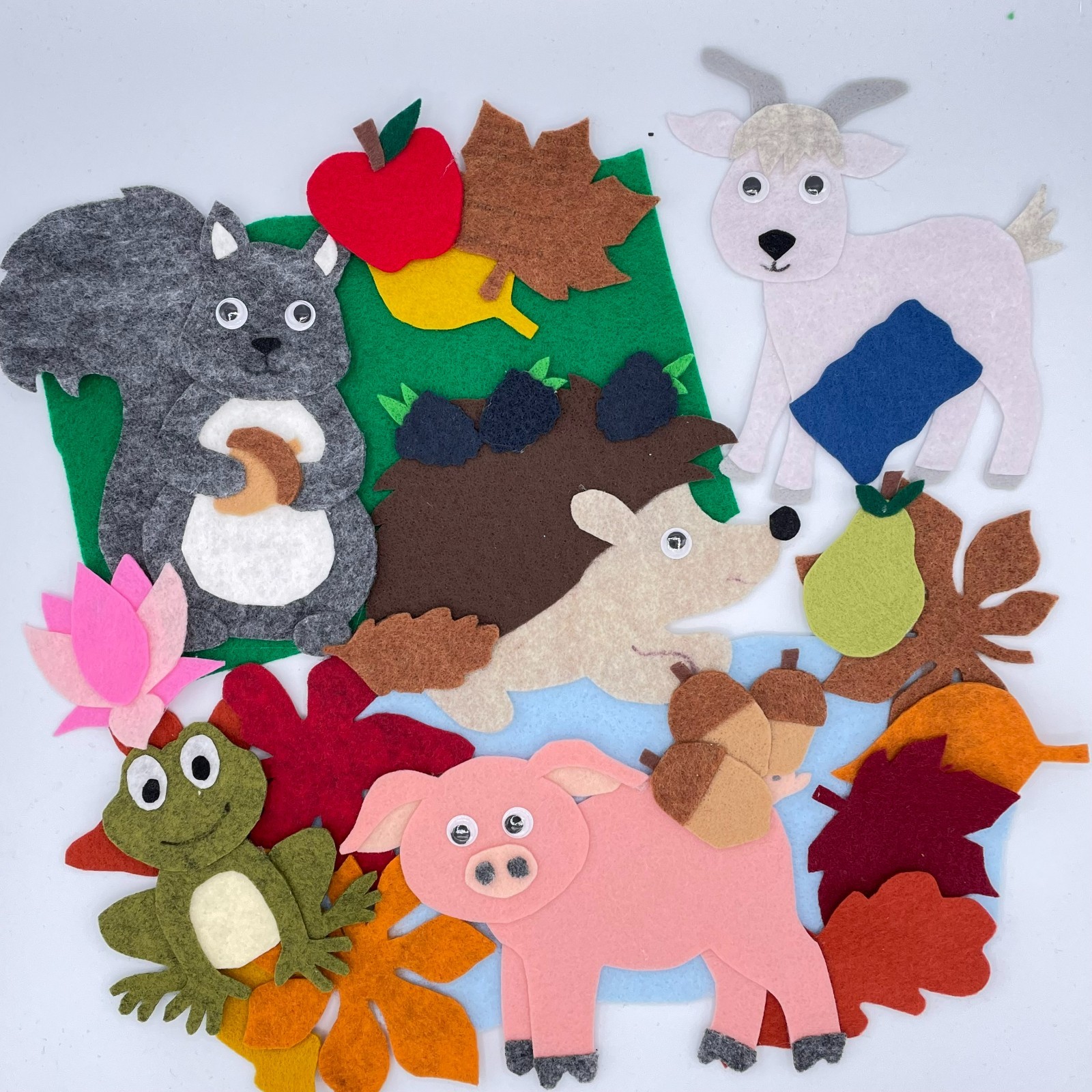 Hedgehog Has Apple Trouble – Sample Set for Felt /Flannel Board Play