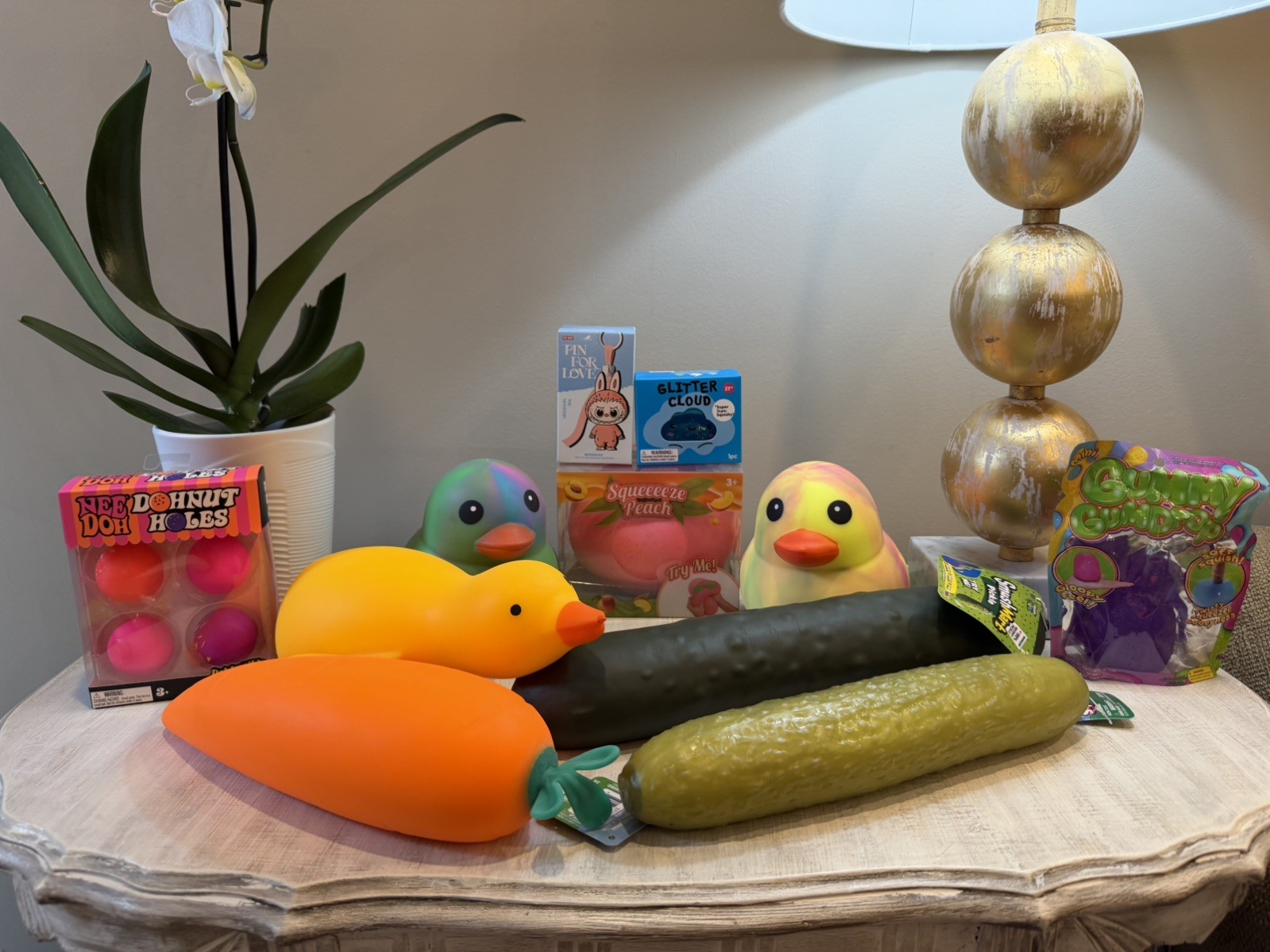 HUGE! Lot of Viral items! Nee Doh, Labubu, Carrot, Duck, Pickle &More! 🔥MUST!