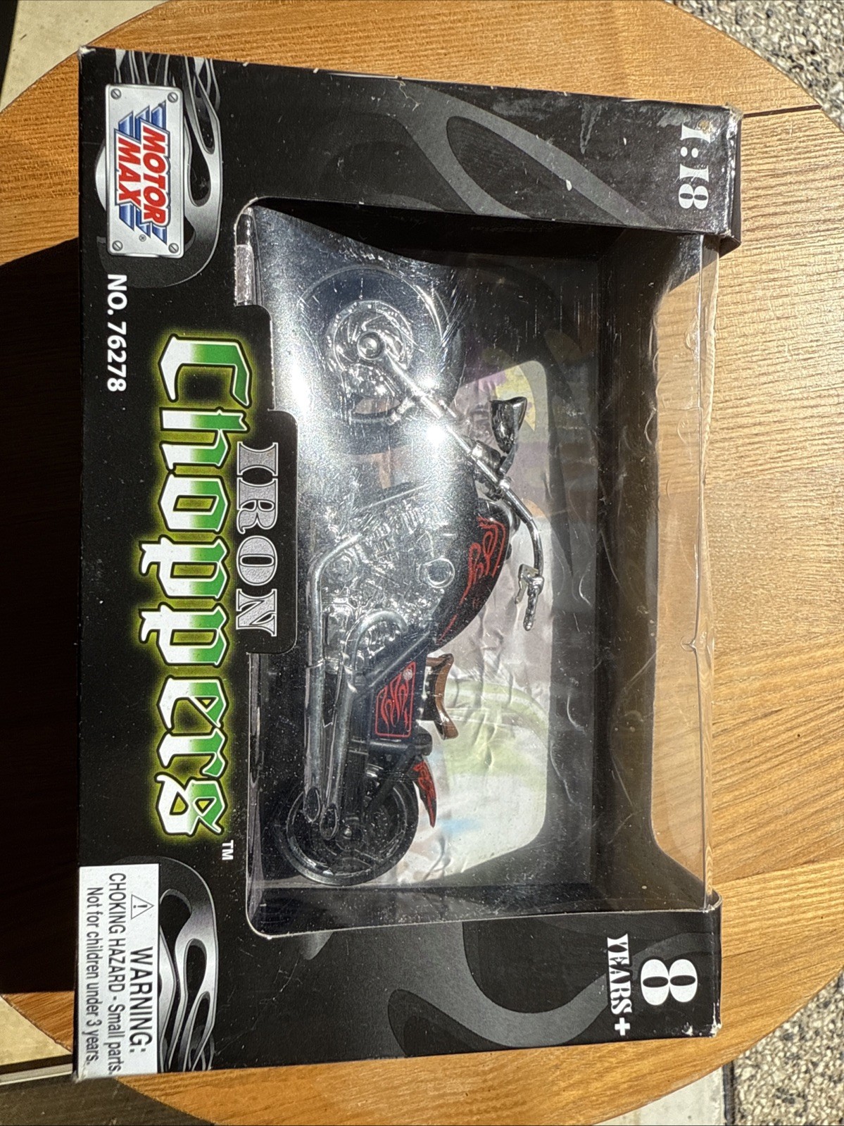 Motor Max Iron Choppers Diecast Metal And Plastic Motorcycle Model