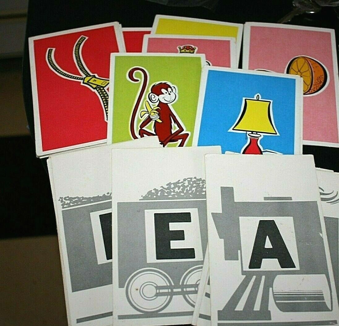 Vtg 1960s Flash Cards Upper Case Letters Complete Set Color Pictures Class -W 9