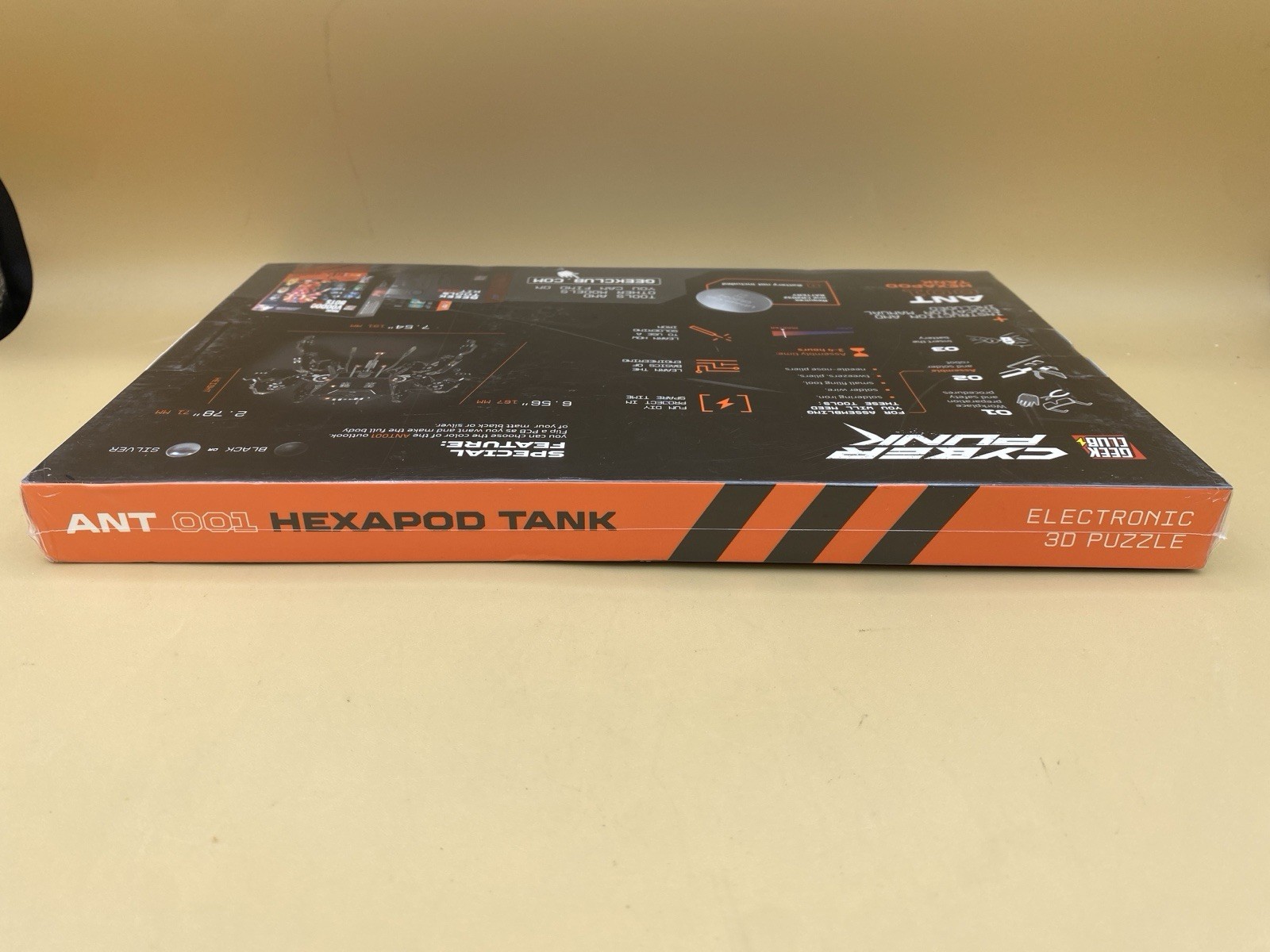 Geek Club Cyber Punk Ant 001 Hexapod Tank Electronic 3D Puzzle Black/Silver STEM