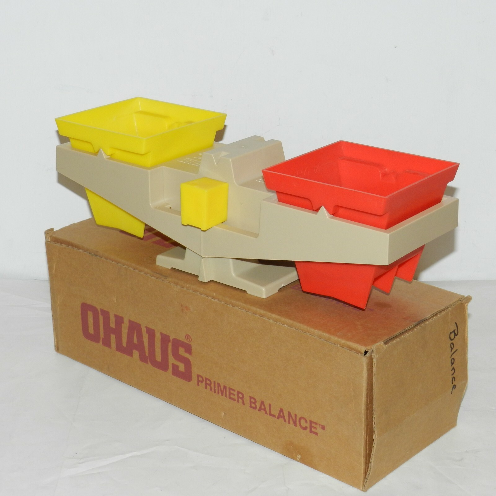 OHAUS Primer Balance Scale Measuring Tool Plastic Red and Yellow NIB