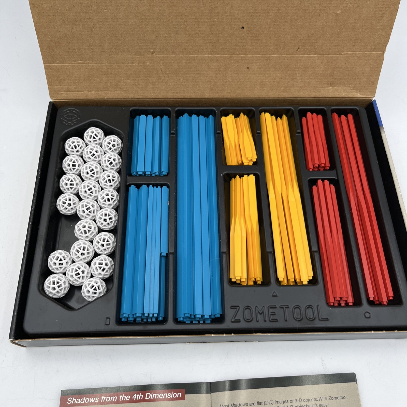 VTG Zometool 3 Construction Set 111 Pieces Domes Bridges Pyramids Crystals READ
