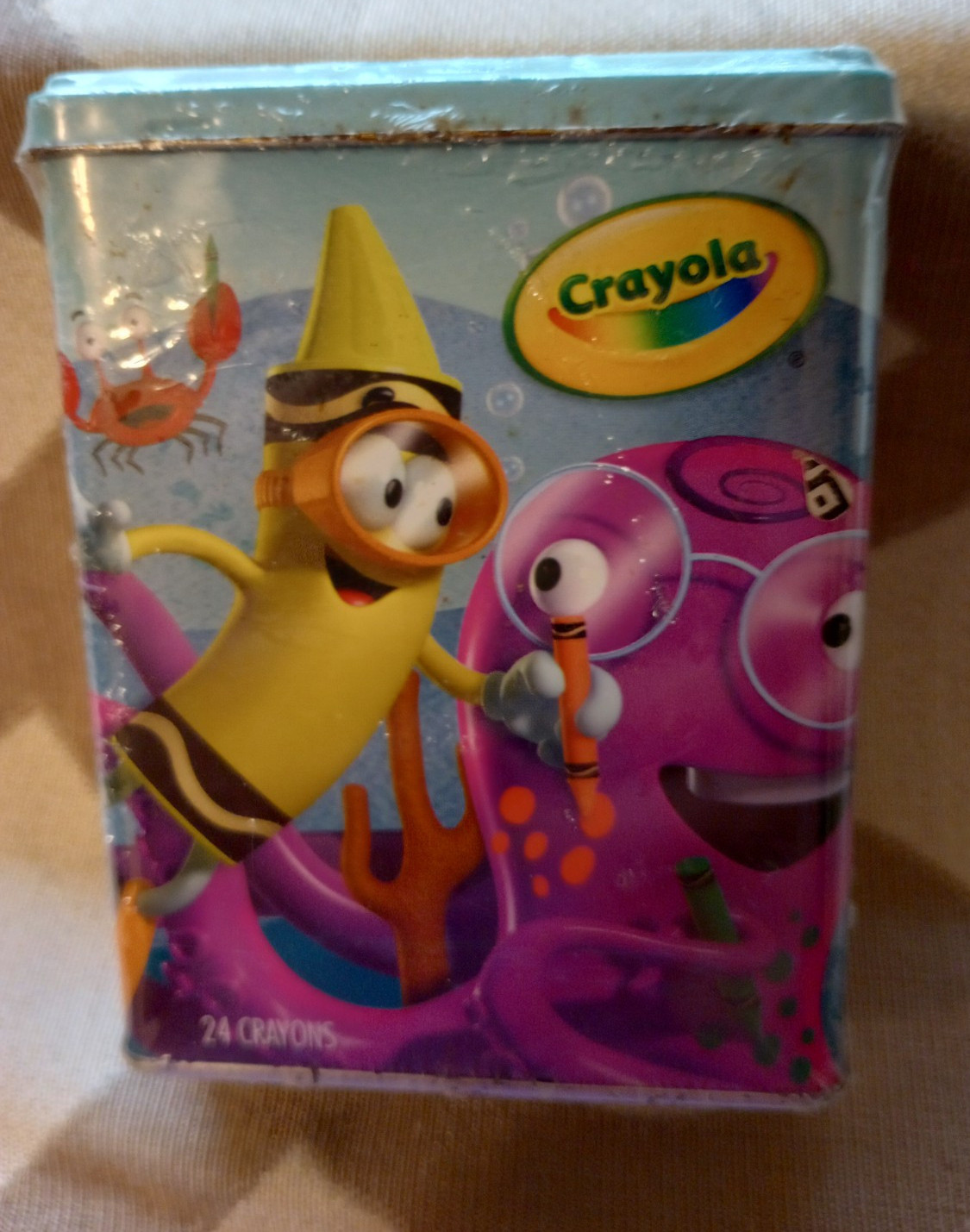 Crayola Imagination Tins Underwater, 24 Crayons in Tin, New Sealed Hallmark2011