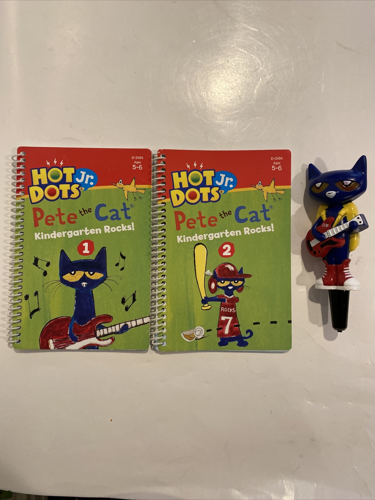 Hot Dots Jr Pete The Cat Interactive Pen w Books 1 & 2 Educational Insights 2010
