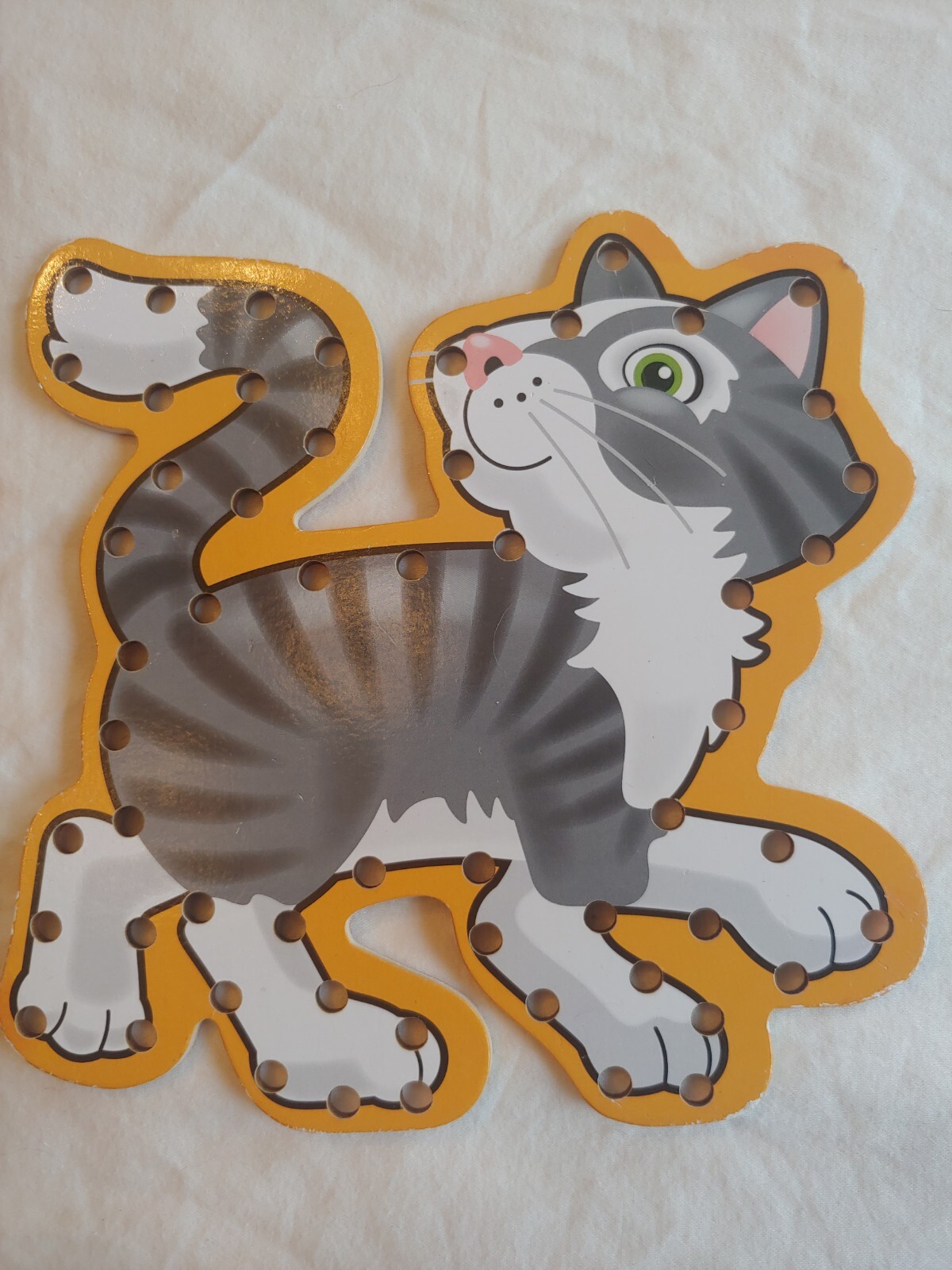 8 Animal Lacing Cards, 5 Strings Great For Dexterity, Item 270