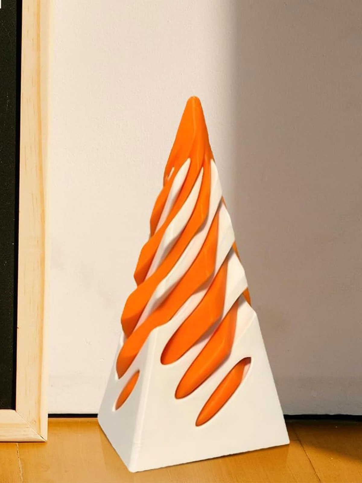 3D Impossible Pyramid Passthrough Sculpture Ancient Art Building Model OY