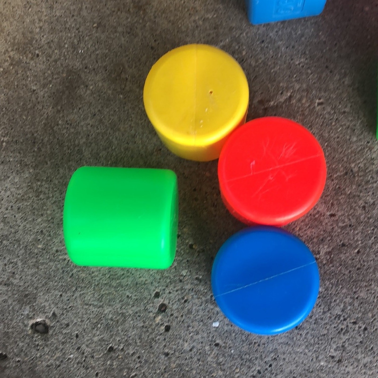 Fisher Price Vintage 1977 Baby’s First Blocks Shape Sorting Canister Blocks