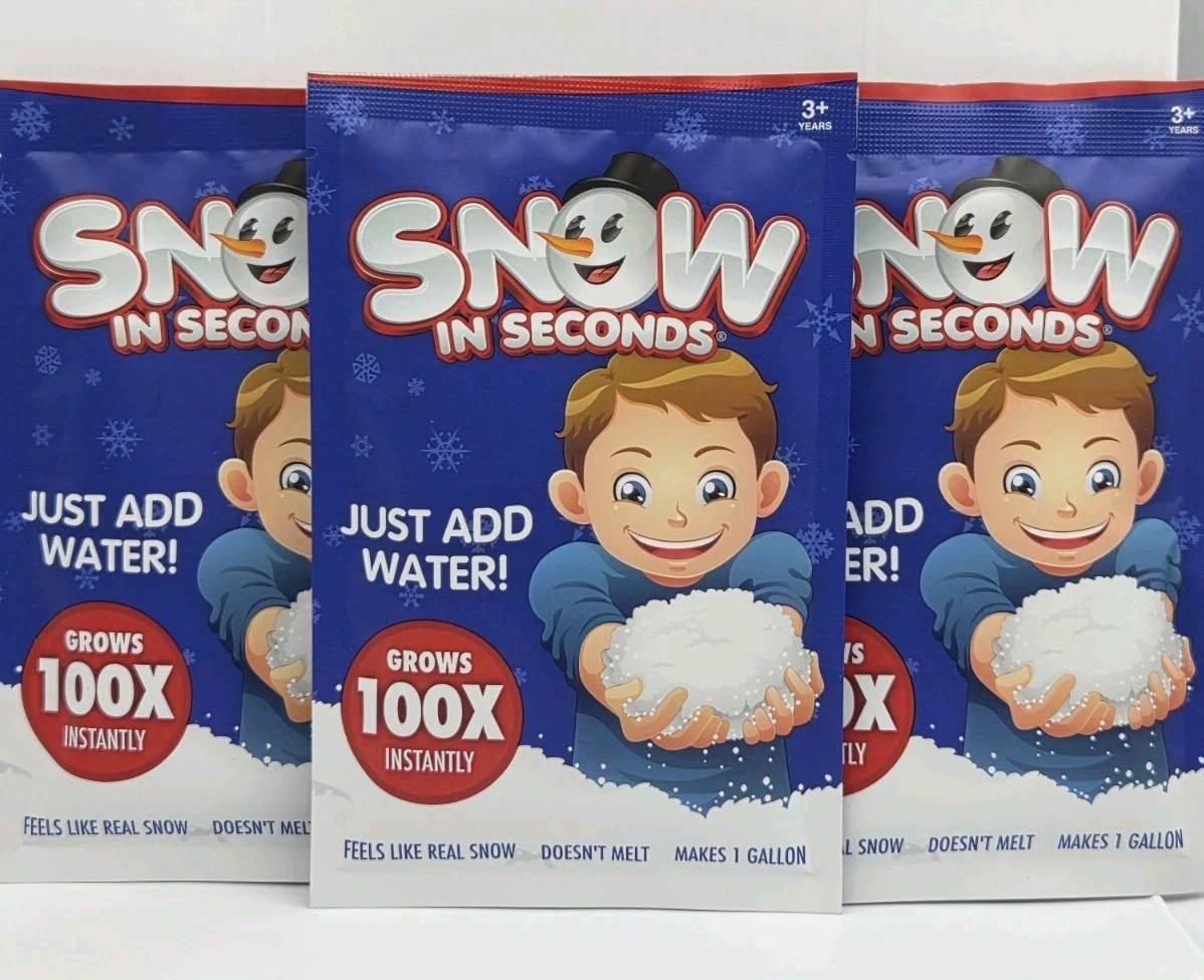 Lot Of 4 Packs Of Instant Faux Snow Mix Makes 4 Gallons Total Pretend Play