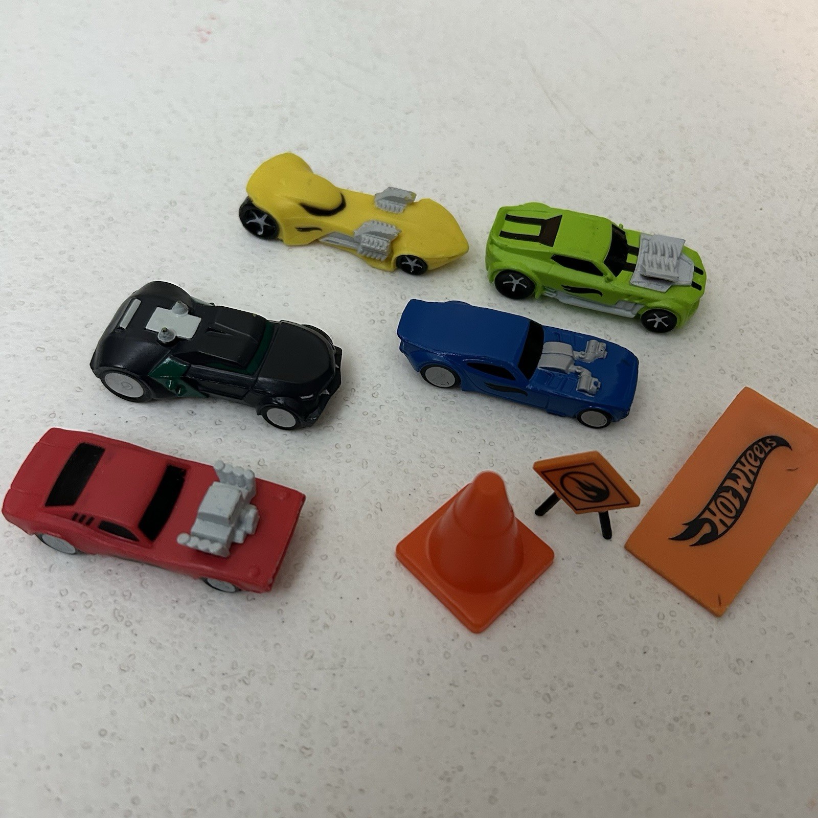Hot Wheels Busy Book Car Accessory Figures Only Cake Topper 8 Pieces