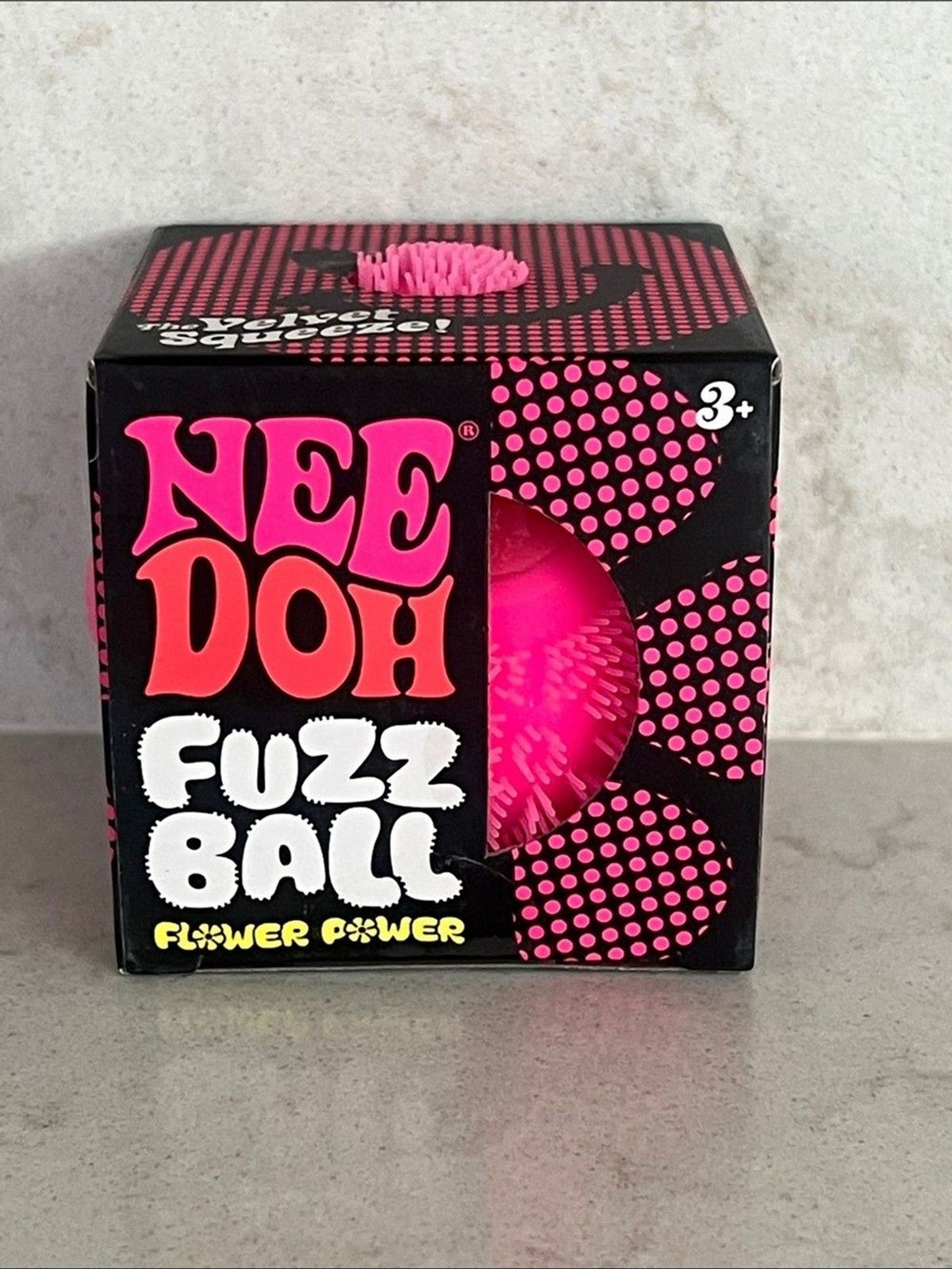 NeeDoh Fuzz Ball Flower Power Pink