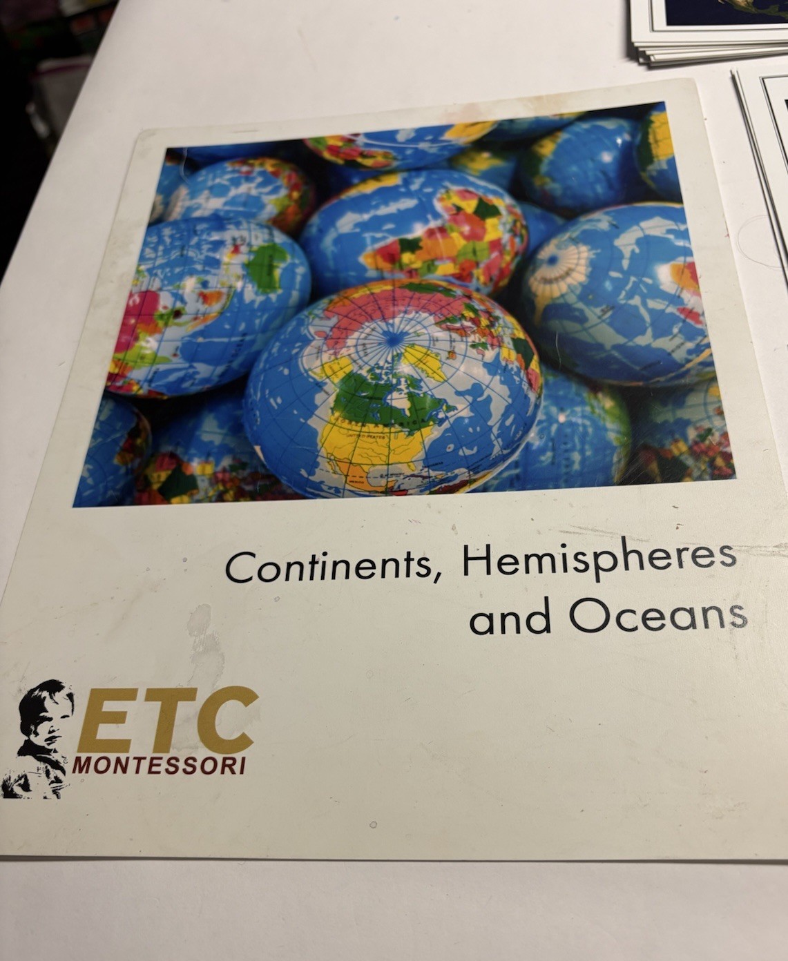 Montessori ETC Continents Hemispheres And Oceans Set w/Large Wall/Floor Chart