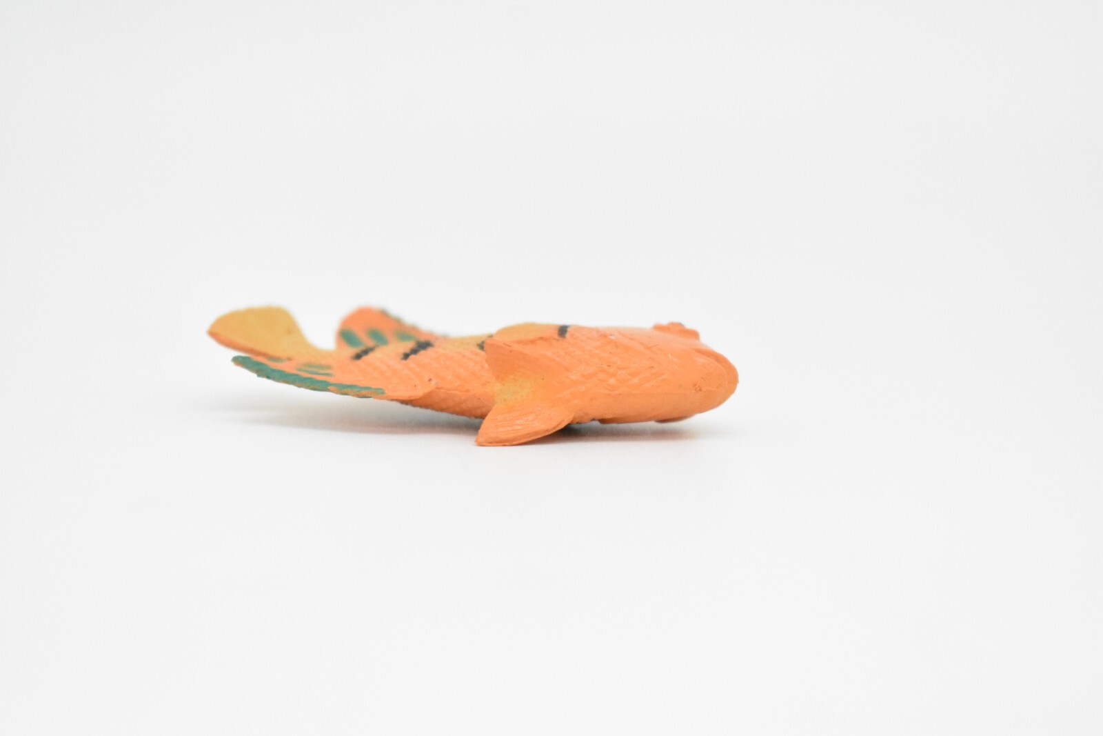 Angelfish Toy, Flame Ciclid, Realistic Tropical Fish, Plastic Replica 2″ CWG273