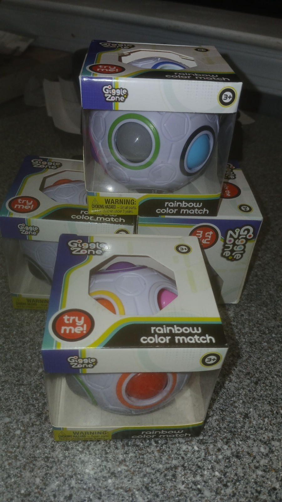 Set Of 4 Giggle Zone Rainbow Color Match Puzzle Ball Novelty Toy NEW