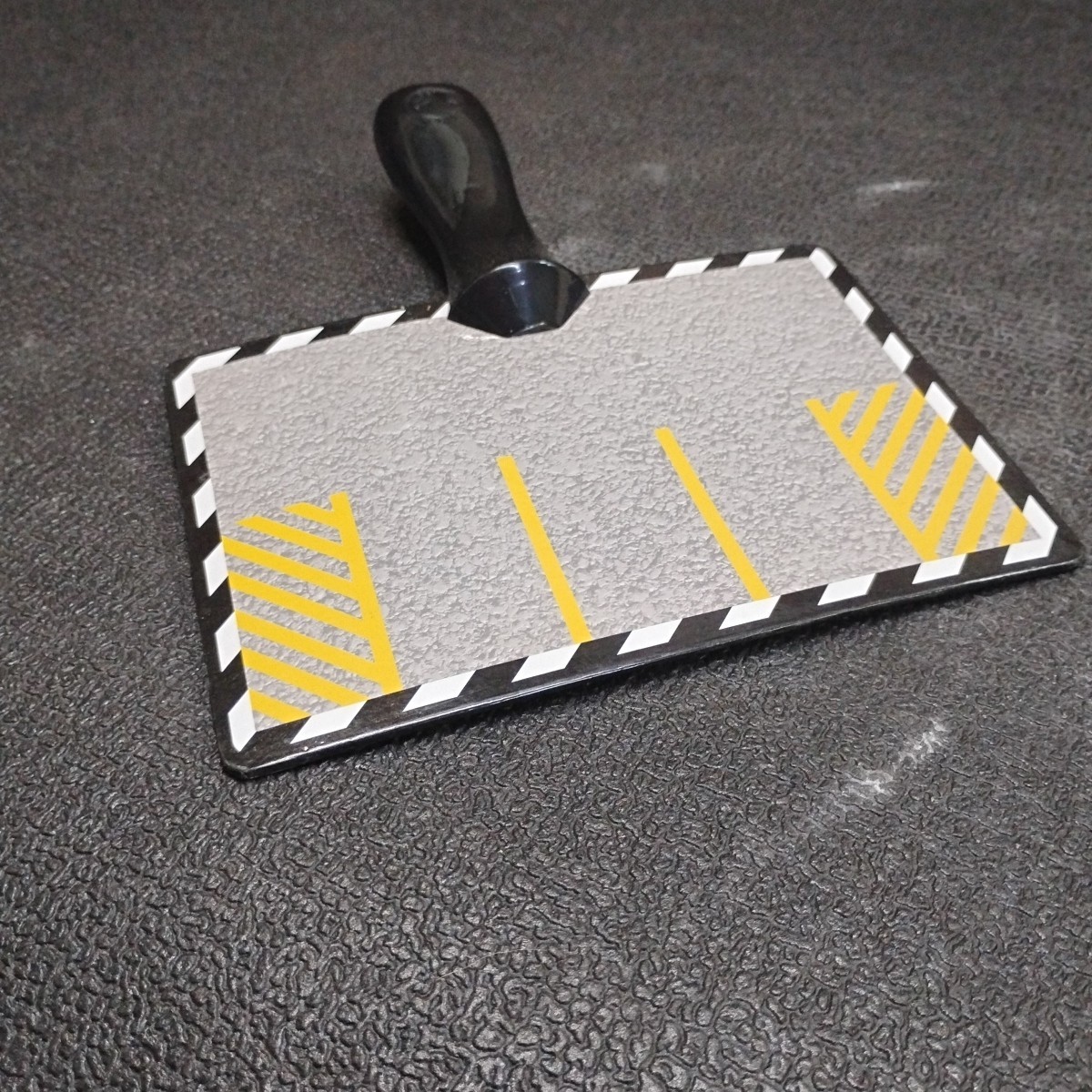 Learning Resources Magnetic Cars Plastic Handheld Answer Board
