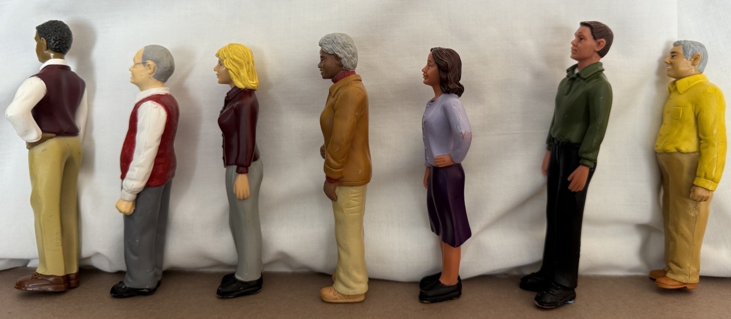 Discount School Supply Diverse Community Toy Figures Lot Of 7