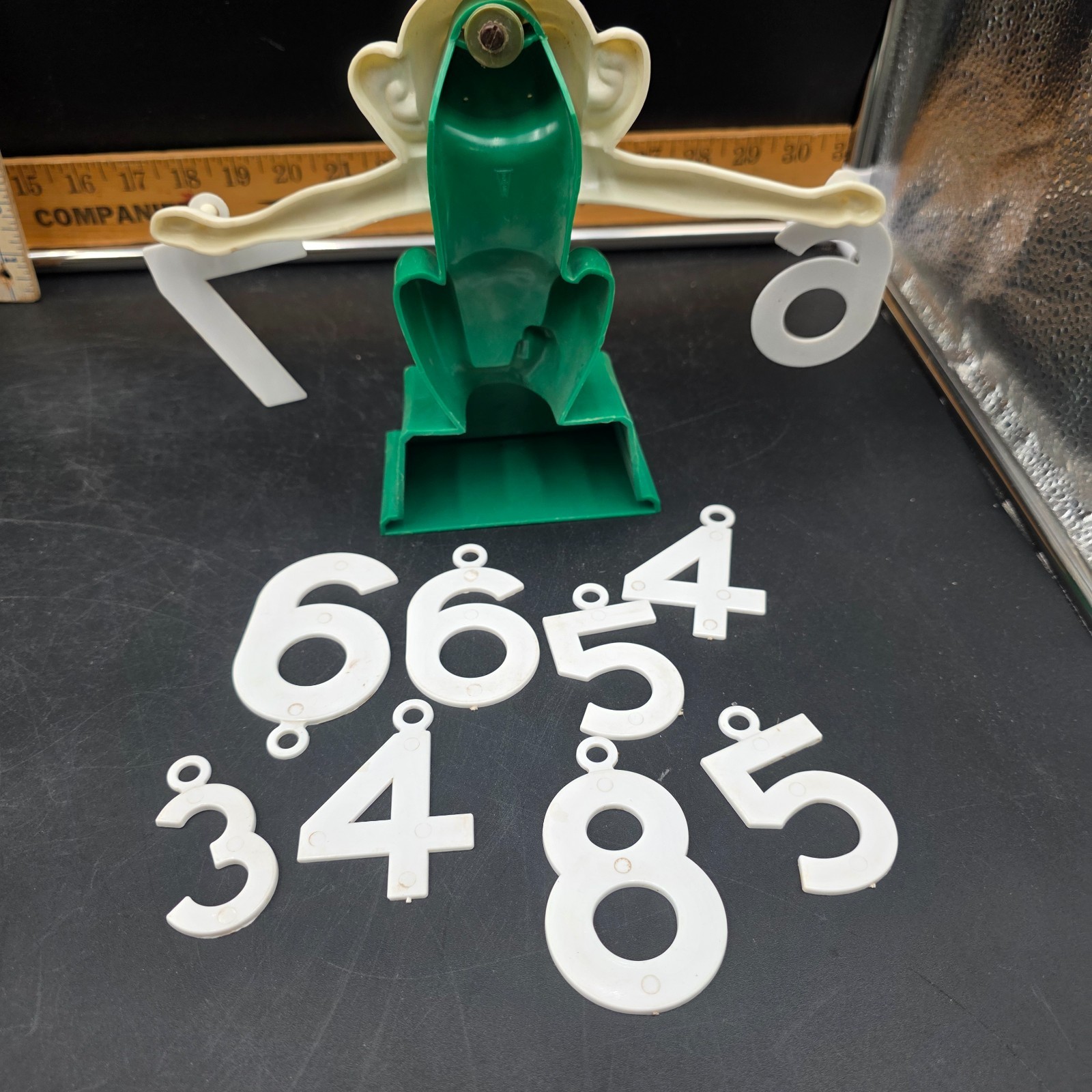 Vintage Banner Green & White Monkey Balance Counting Calculator