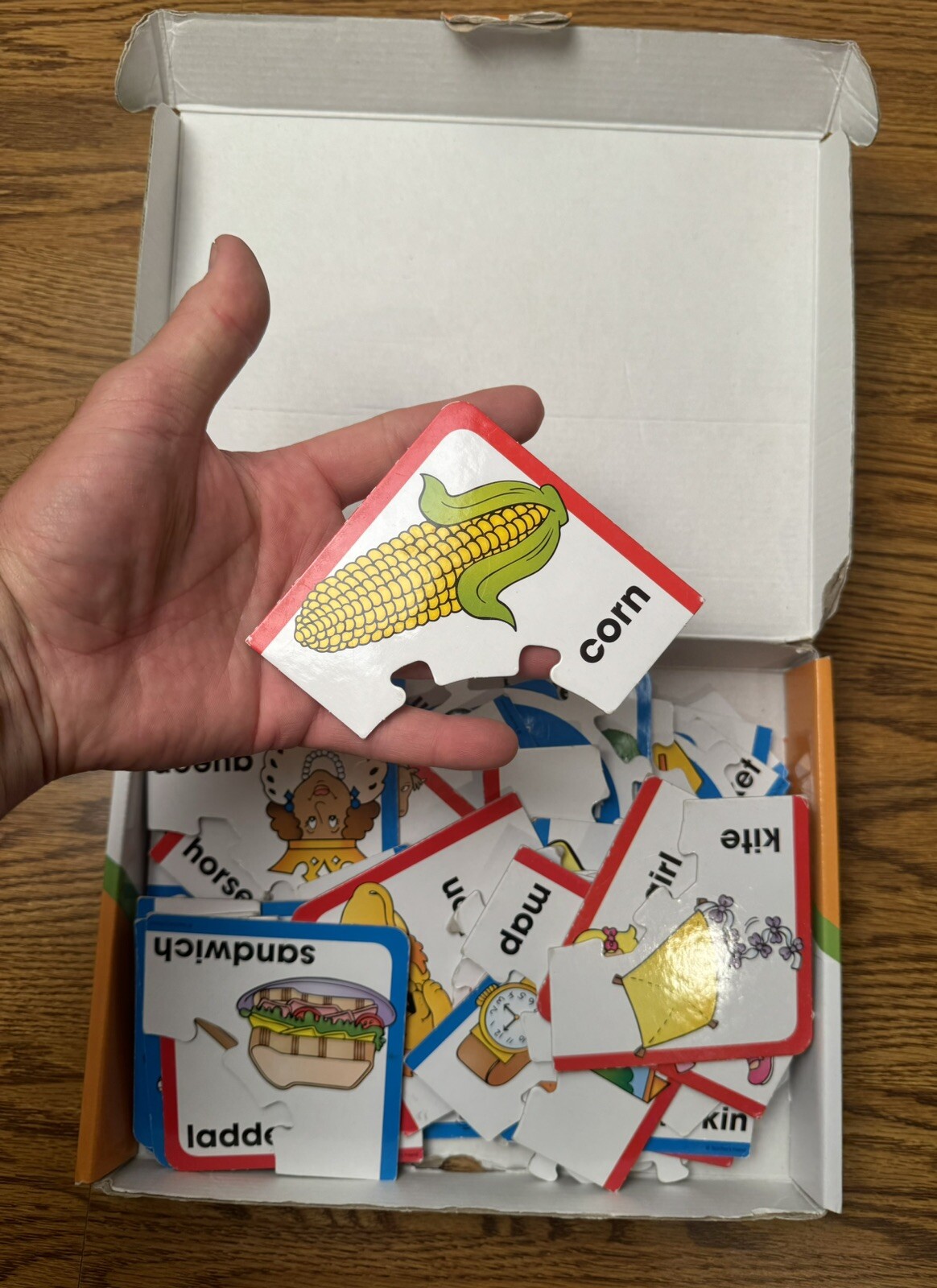 Scholastic Learning Puzzles Beginning Sounds Ages 5+