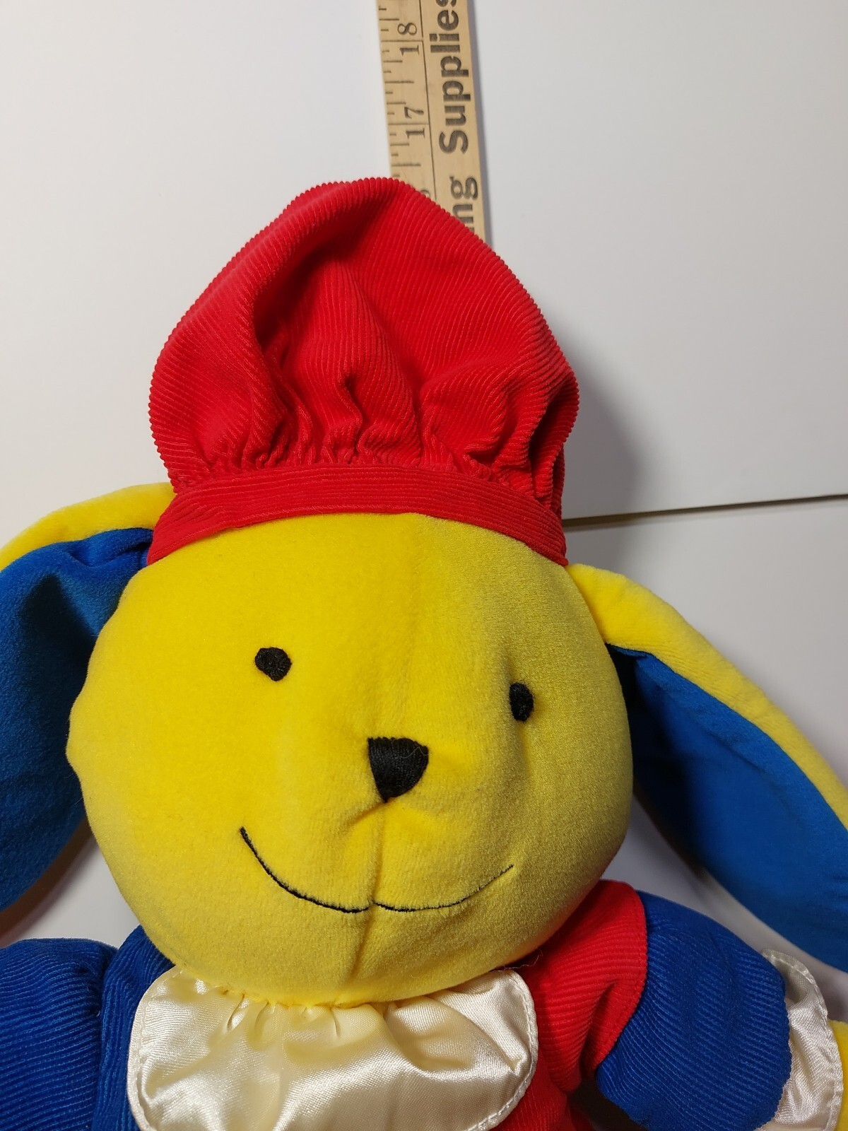 Vtg Classy Casey Musical Plush 2004 Discovery Toys #1043