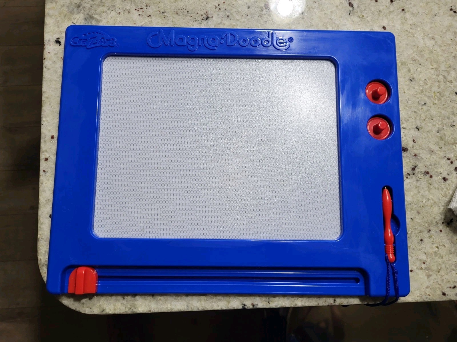 Cra-Z-Art 14608 Retro Magna Doodle Drawing Pen Stamps Toy Box 2017 Complete Used