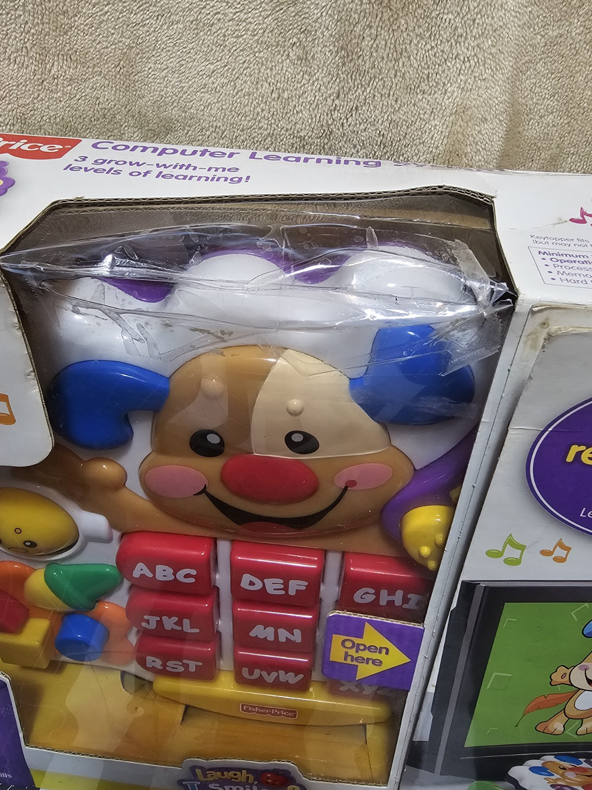 Fisher Price Computer Learning System 9- 36 Months New ABC Laugh Smile Learn