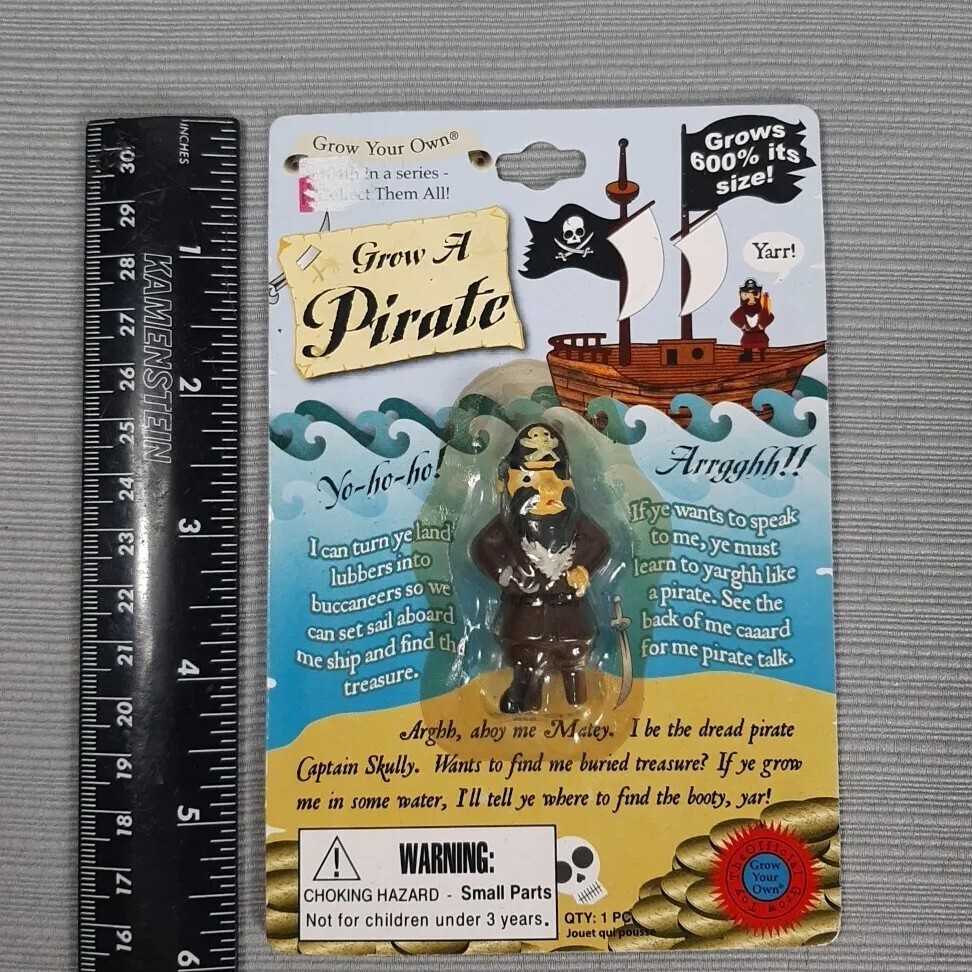 Grow a Pirate Just Add Water Pirates Official 600% Size NEW In Package