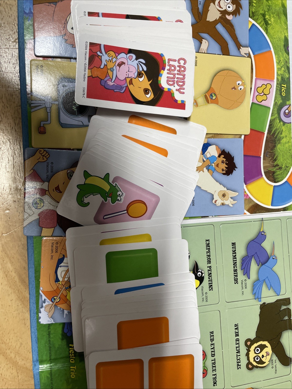 Candy Land Nick Jr. Dora the Explorer Collector’s Tin Edition Plus Memory Game
