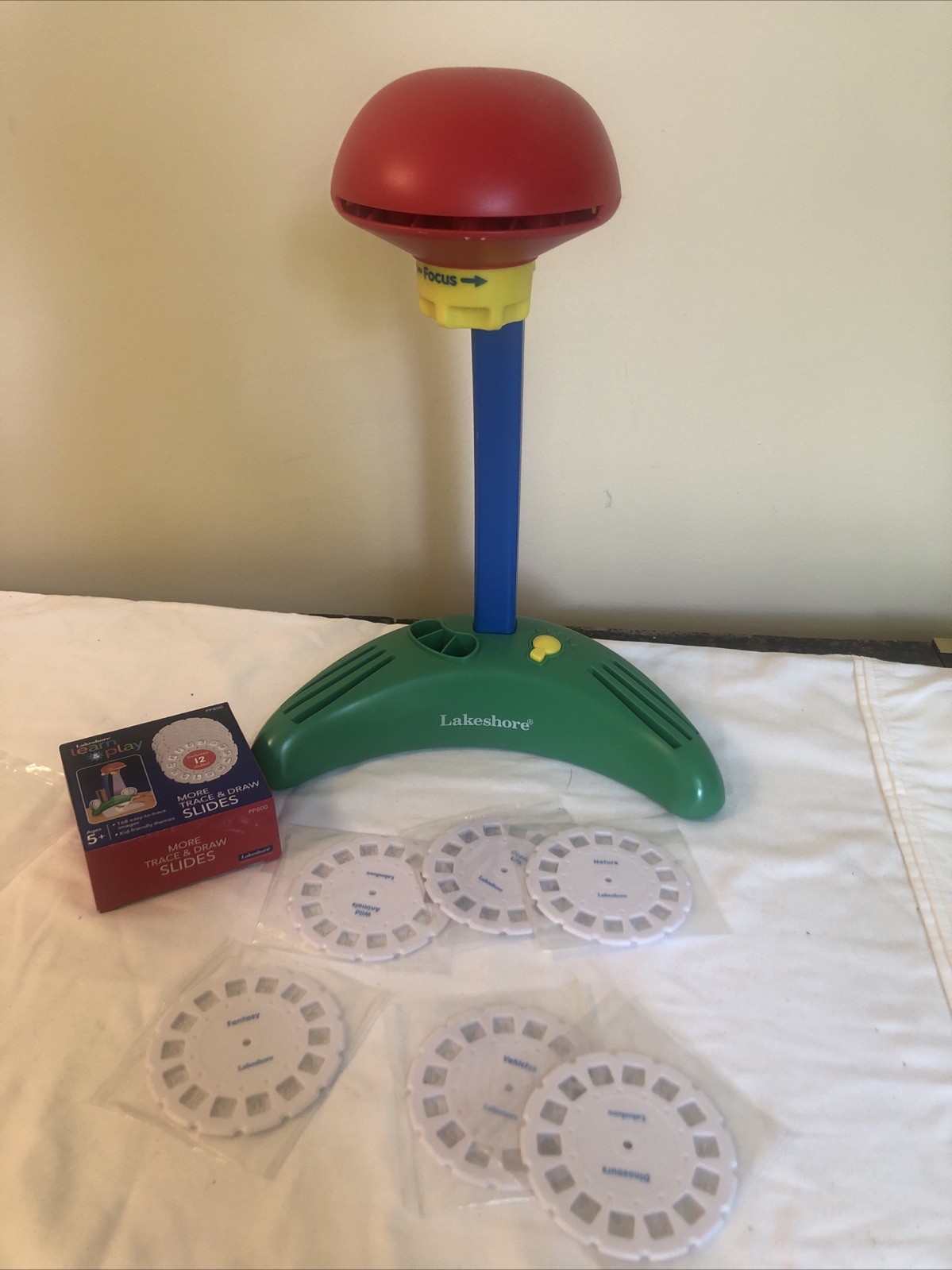 Lakeshore Learning Trace And Draw Projector With 18 Slides
