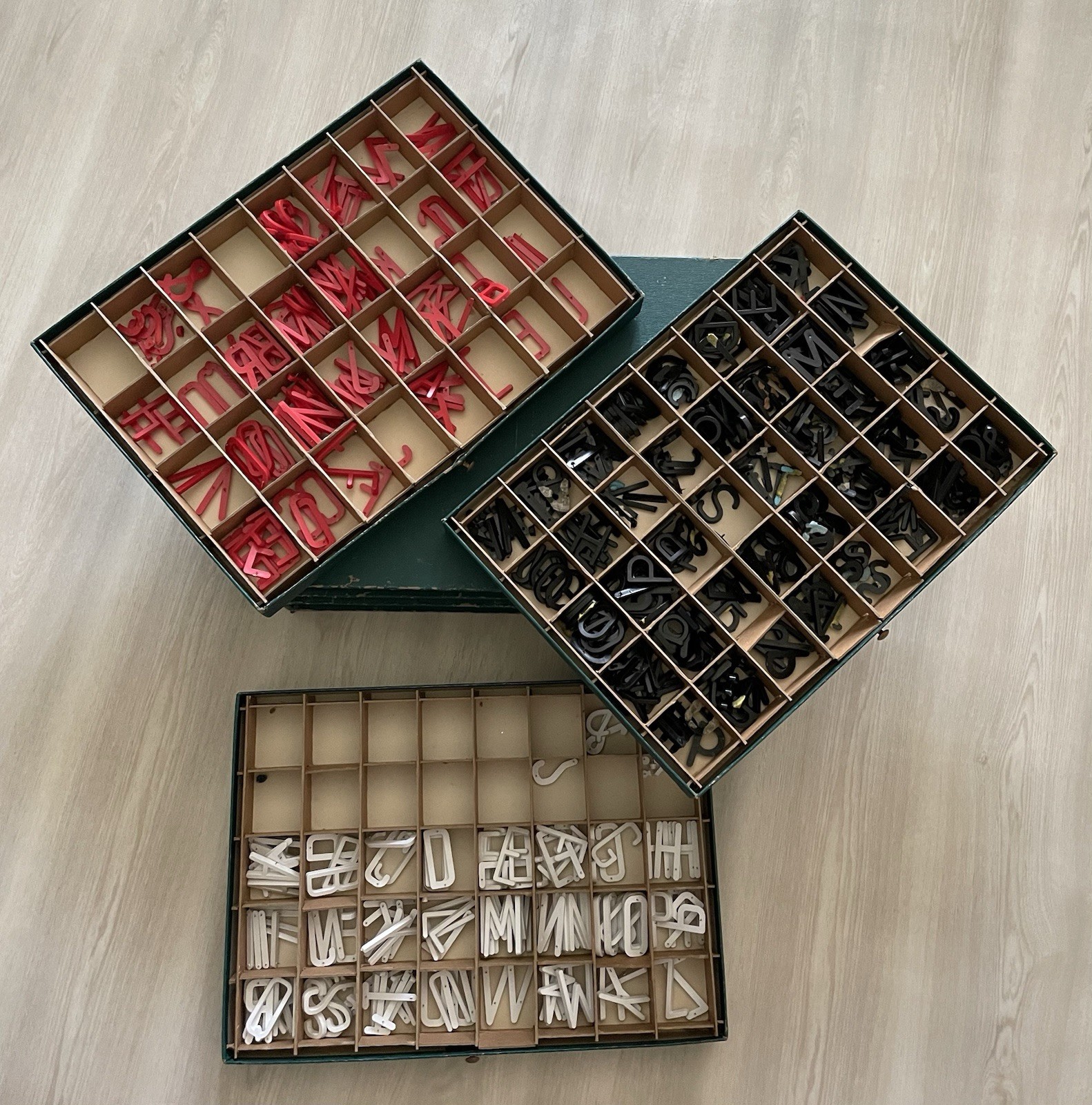 Antique Set Of Montessori Movable Alphabet Black/ Red/ White Education-Billboard