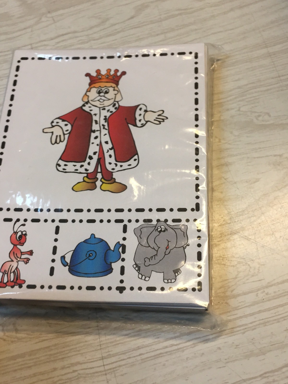 Beginning Sounds – 52 Clothes Pin Cards – Cards For Learning Centers