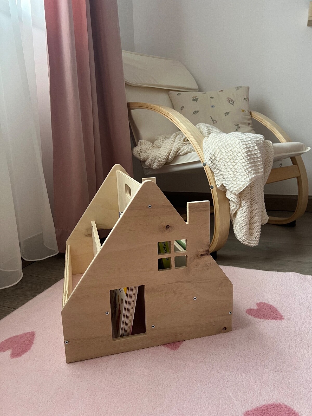 Montessori House Bookshelf for kids books
