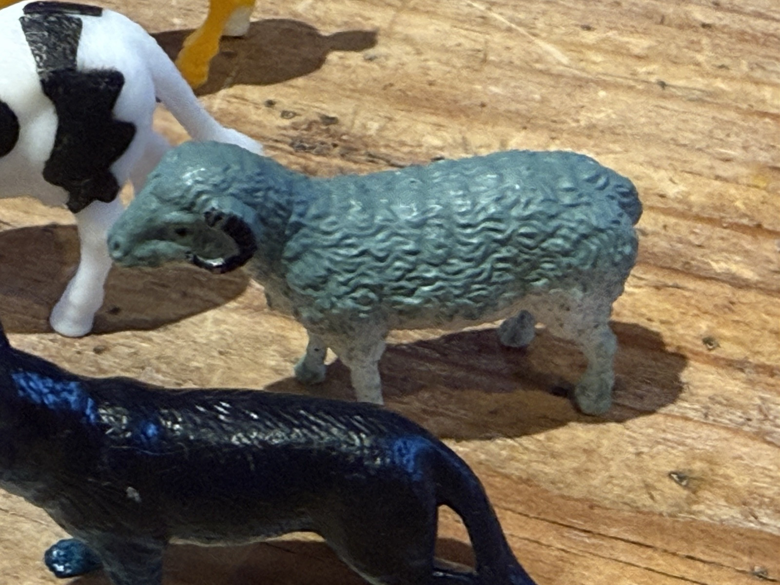 FARM ANIMALS~Set of 4~Plastic Toy Figurines 2” COW/DOG/GOAT/SHEEP