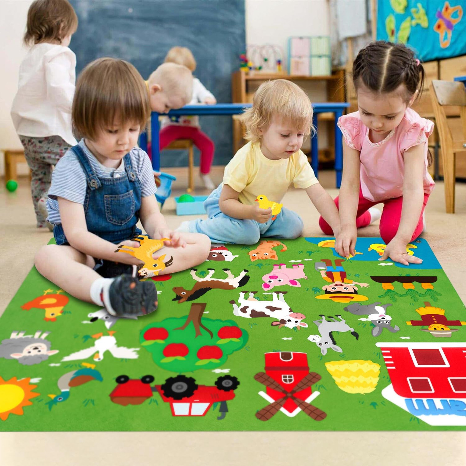 Farm Animals Felt Board Set, 38 Pieces, Flannel Barnyard Storytelling, 3.5Ft