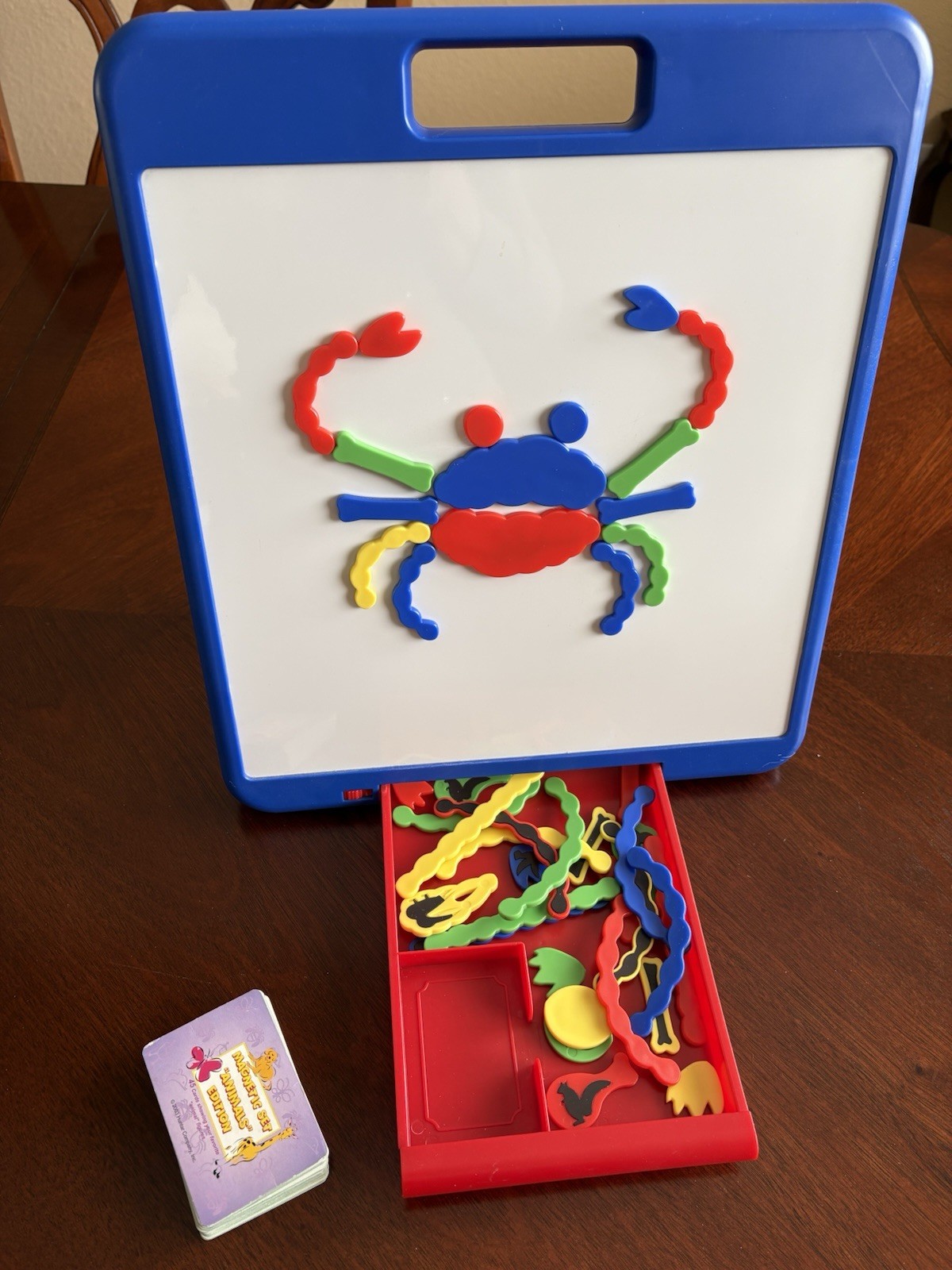 Huntar Magnetic Animals and Buildings Educational Toy with Board & 90 Cards