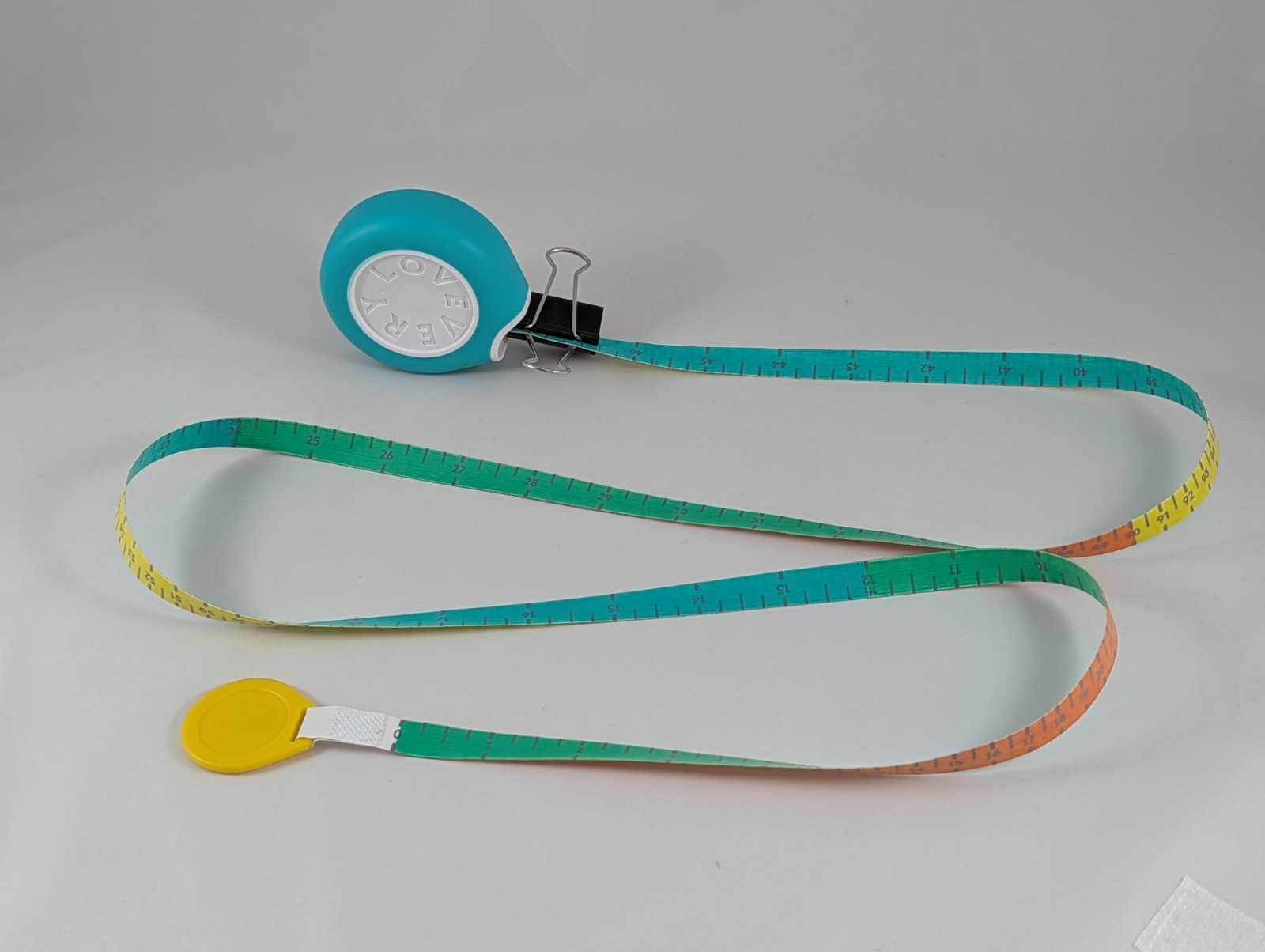 Lovevery Kids Visual Color-Coded Countdown Timer & Retractable Tape Measure Set