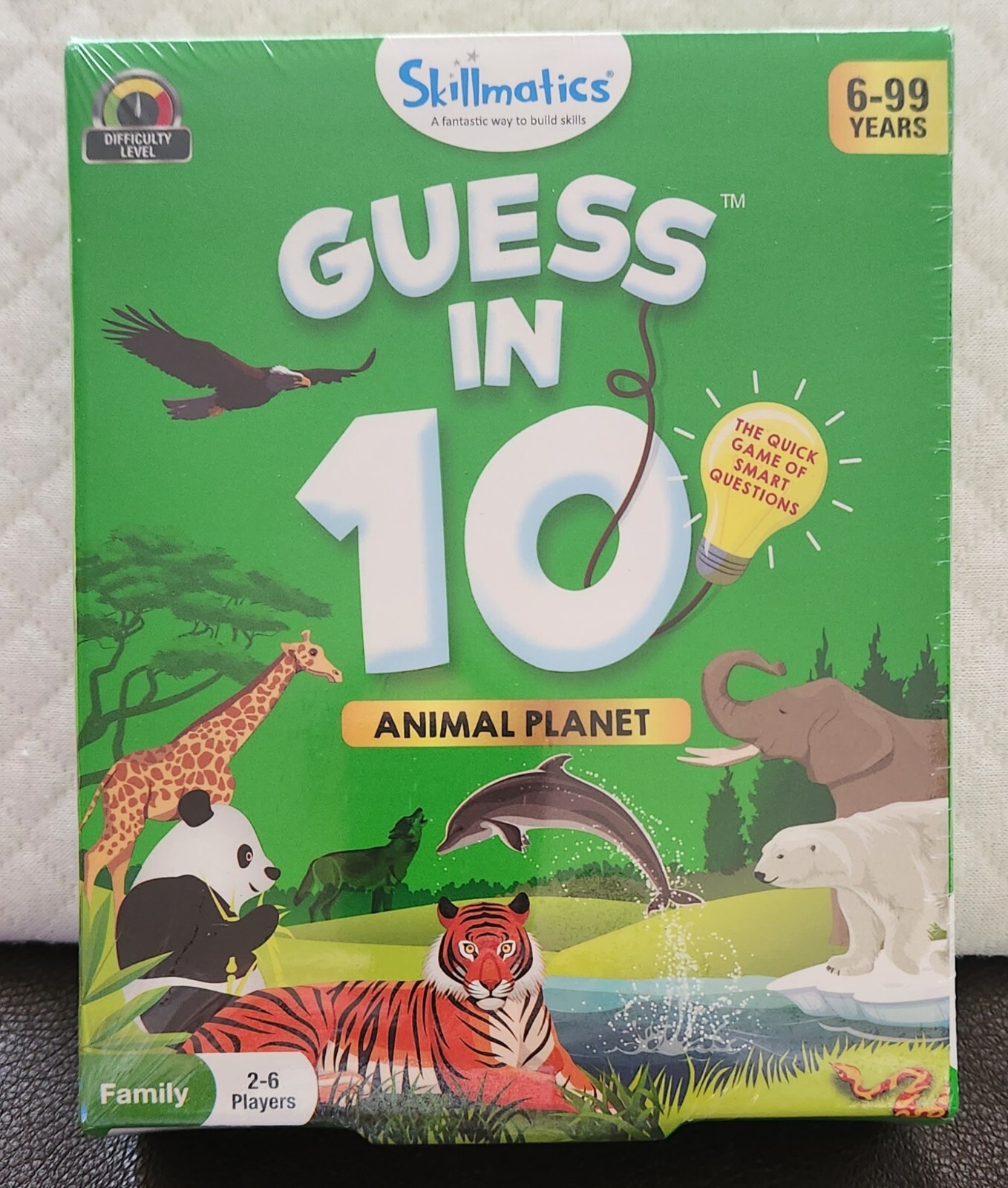 New Skillmatics Guess in 10 Animal Planet Family Card Game. Factory Sealed