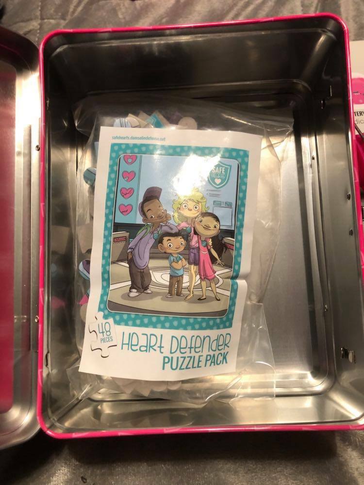 Damsel in Defense Safe Hearts Backpack and puzzle Lunchbox