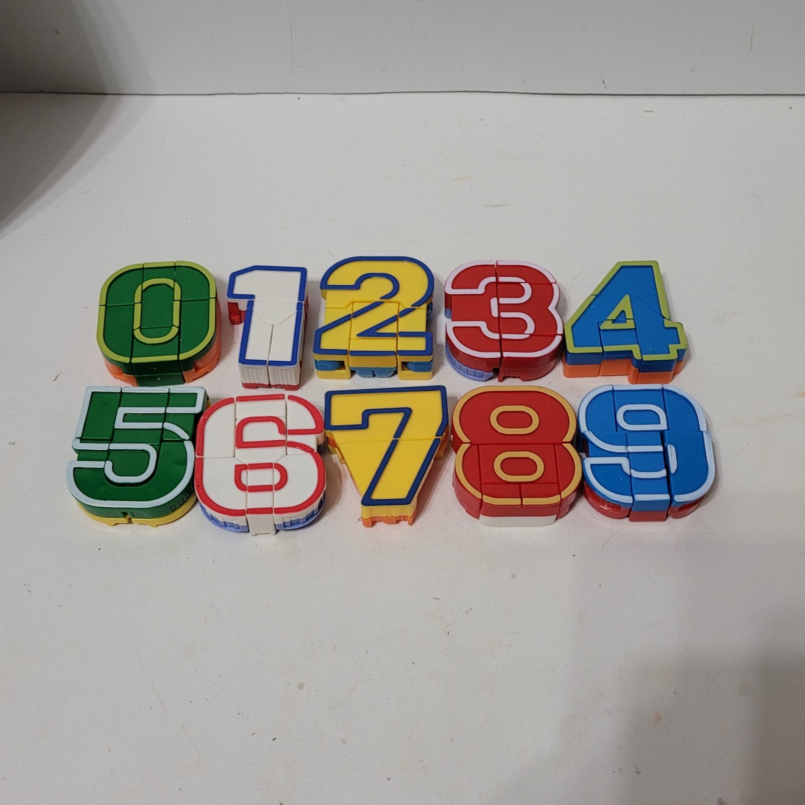 Lakeshore Learnig, Number Bots Transforming Robots, Math Educational STEM