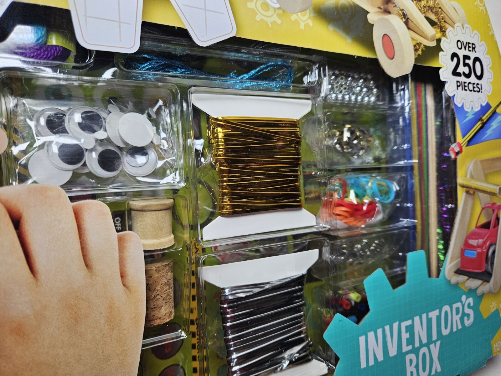 NEW Dabble Lab Kids Inventor’s Box – Fun, Educational Crafts Ages 8+, 250 pieces