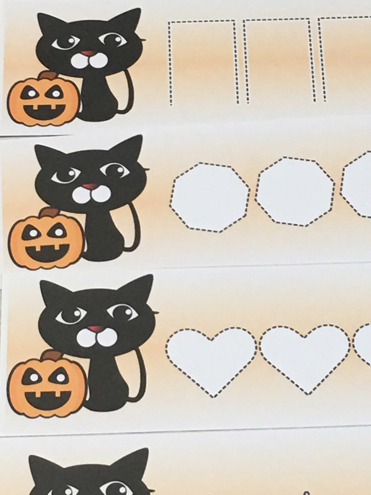 Black Cat – Shapes Tracing – Laminated Activity Set – Teaching Supplies