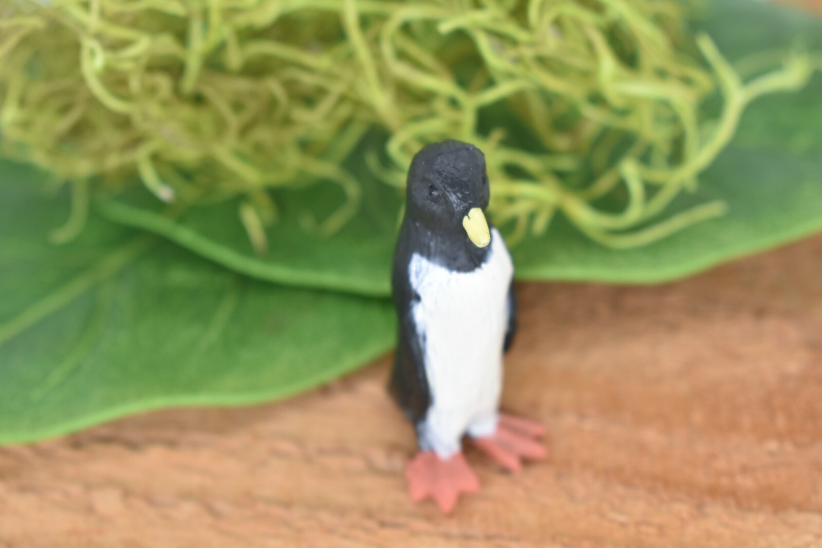 Penguin, Galapagos Islands Detailed Plastic Replica 2 inches tall – F1528 B150