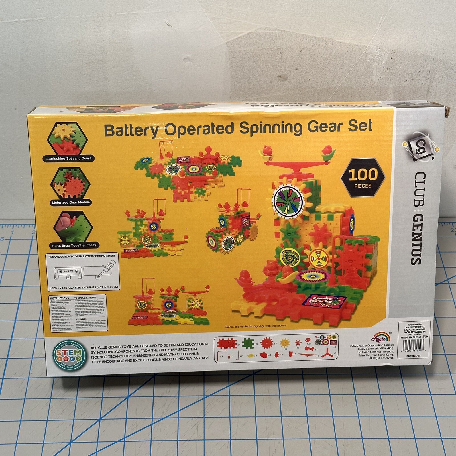 Club Genius Battery Operated Spinning Gear Set 100 pieces STEM Learning Building
