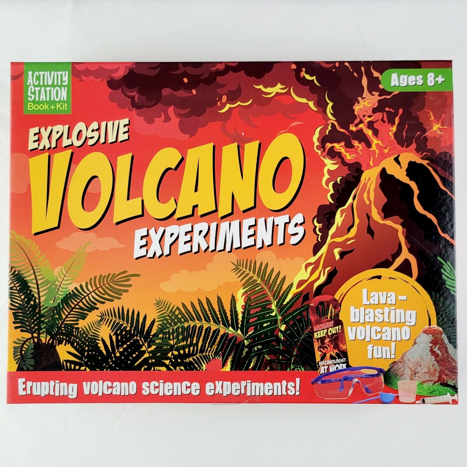 Explosive Volcano Experiments Kit Activity Station Book + Kit New