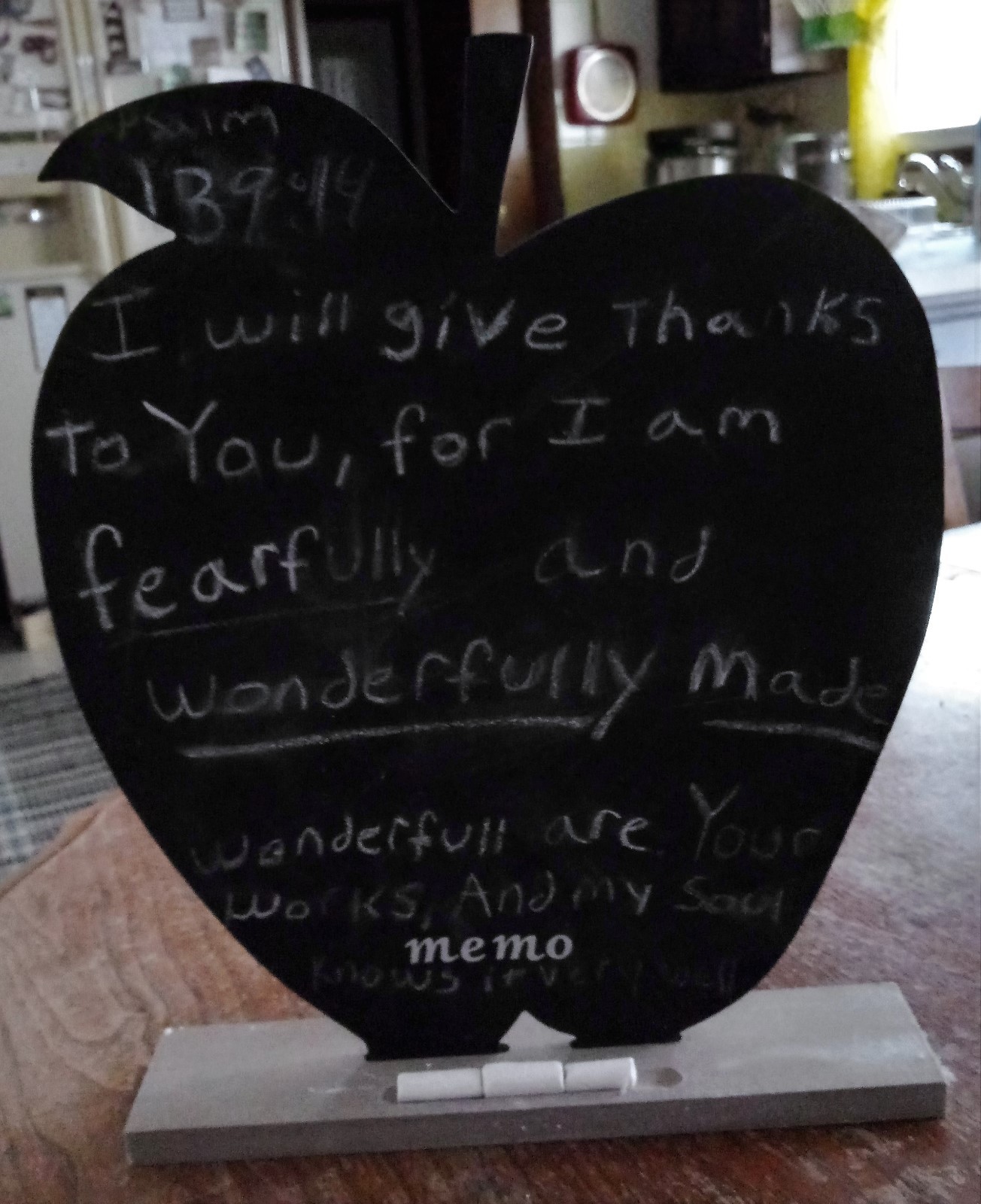 APPLE SHAPED MEMO CHALKBOARD 11 3/4” TALL WITH STAND