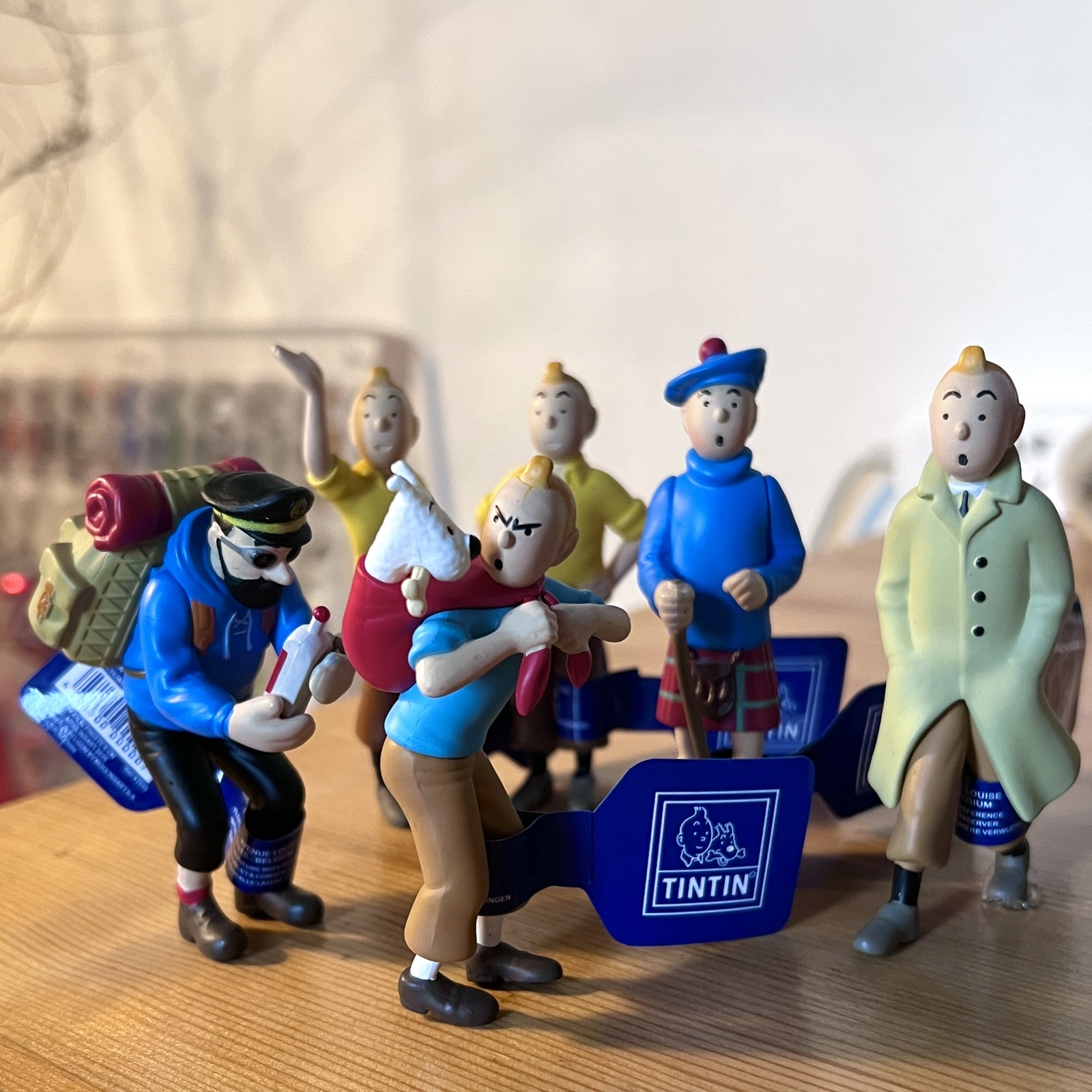 The Adventures of Tin: Snowy & Captain Haddock Figure Model Ornament – Gift